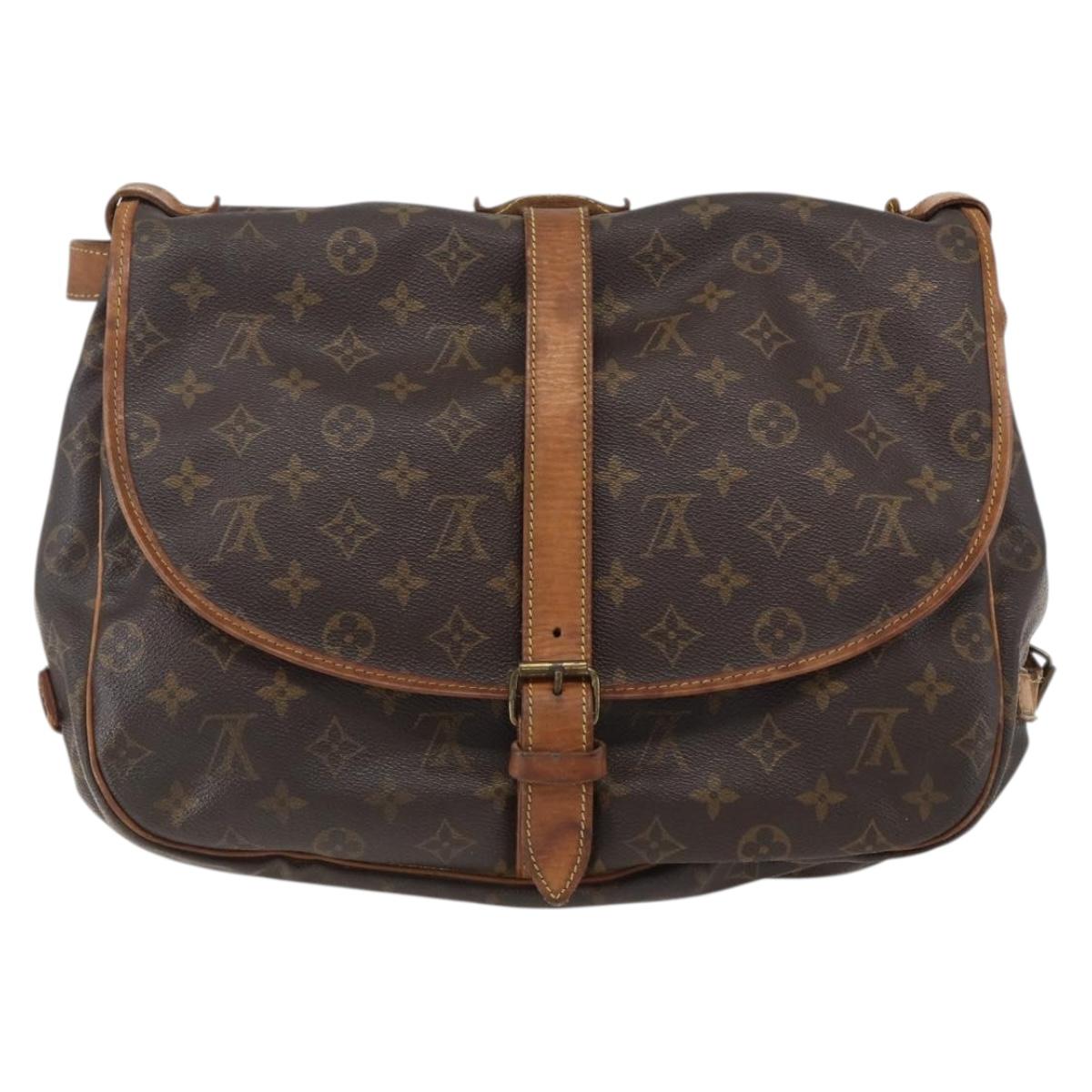 LOUIS VUITTON Monogram Saumur 35 Shoulder Bag M42254 LV Auth ka2121