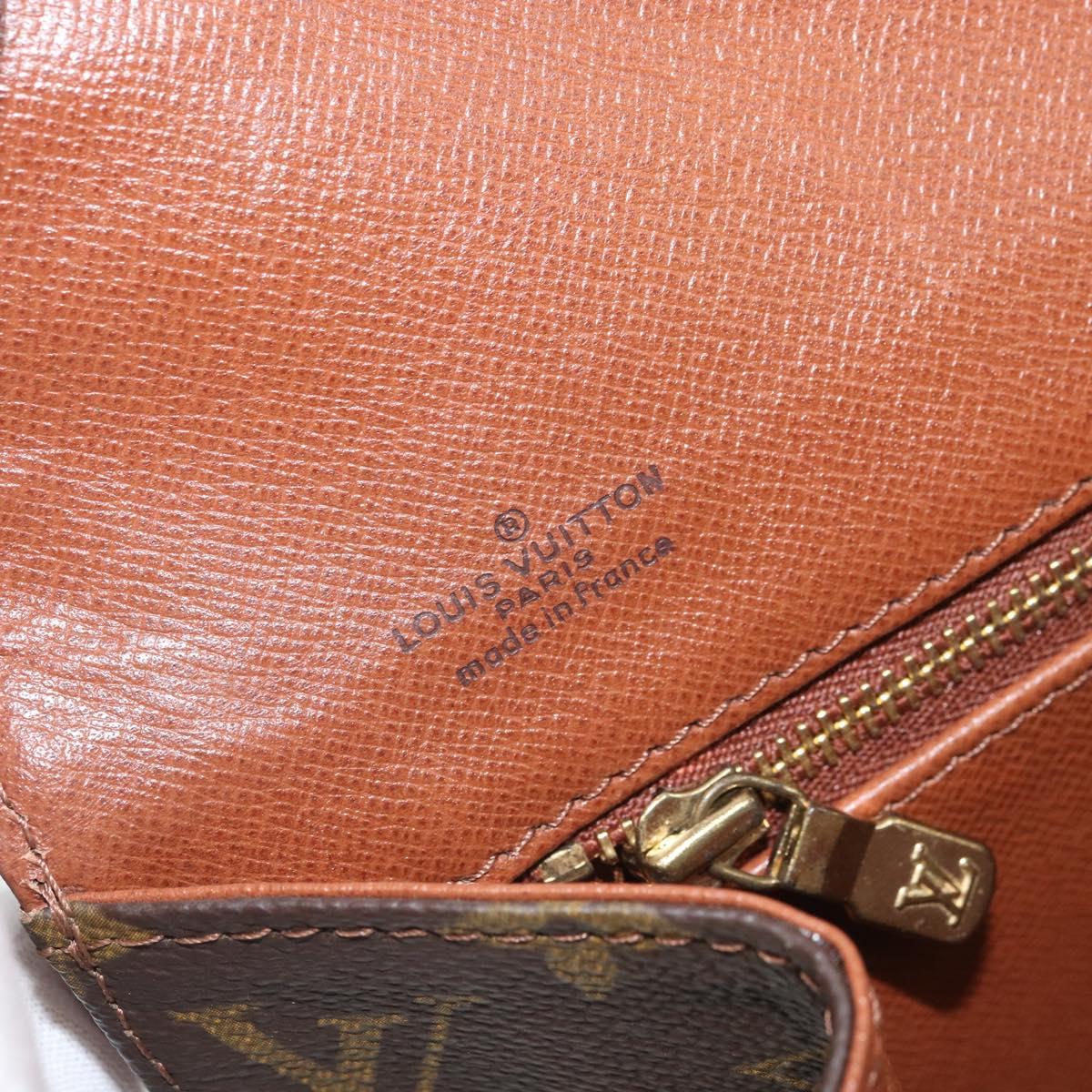 LOUIS VUITTON Monogram Pochette Dam PM Clutch Bag M51812 LV Auth ka2144
