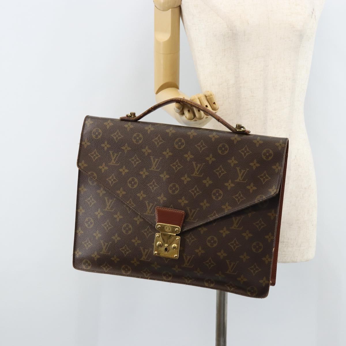 LOUIS VUITTON Monogram Porte Documents Bandouliere Bag M53338 LV Auth ka2476