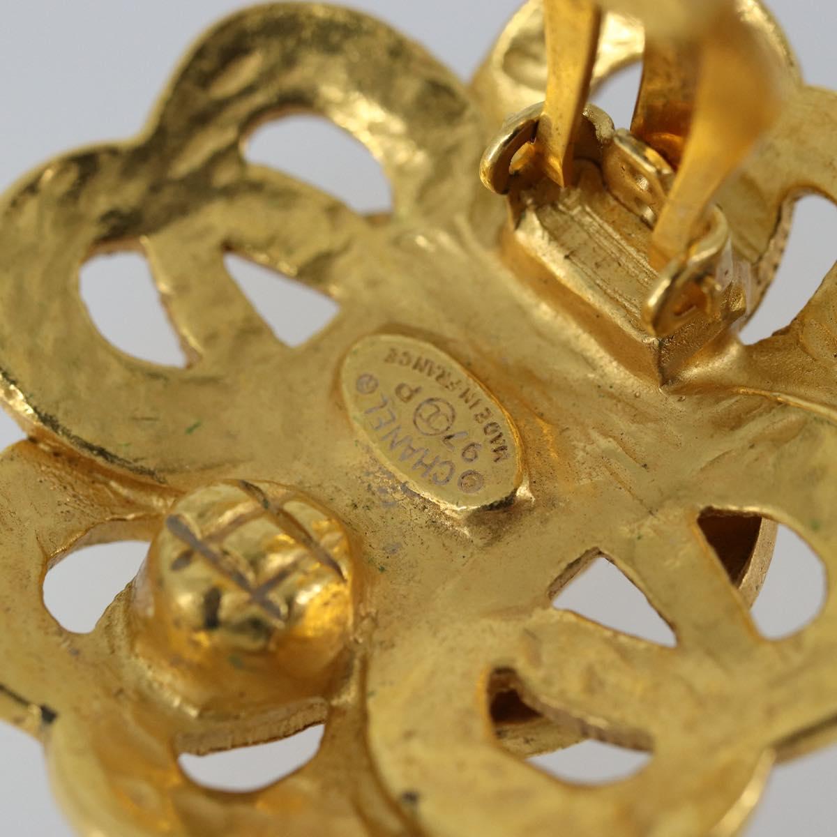 CHANEL Earring metal Gold Tone CC Auth ka2496