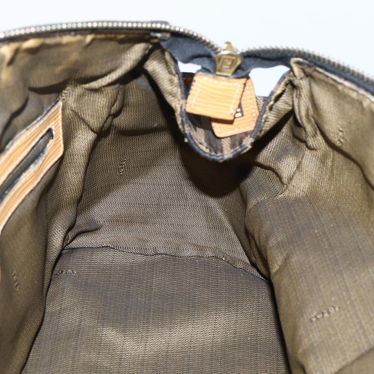 FENDI Zucca Canvas Hand Bag Brown Black Auth ka2543