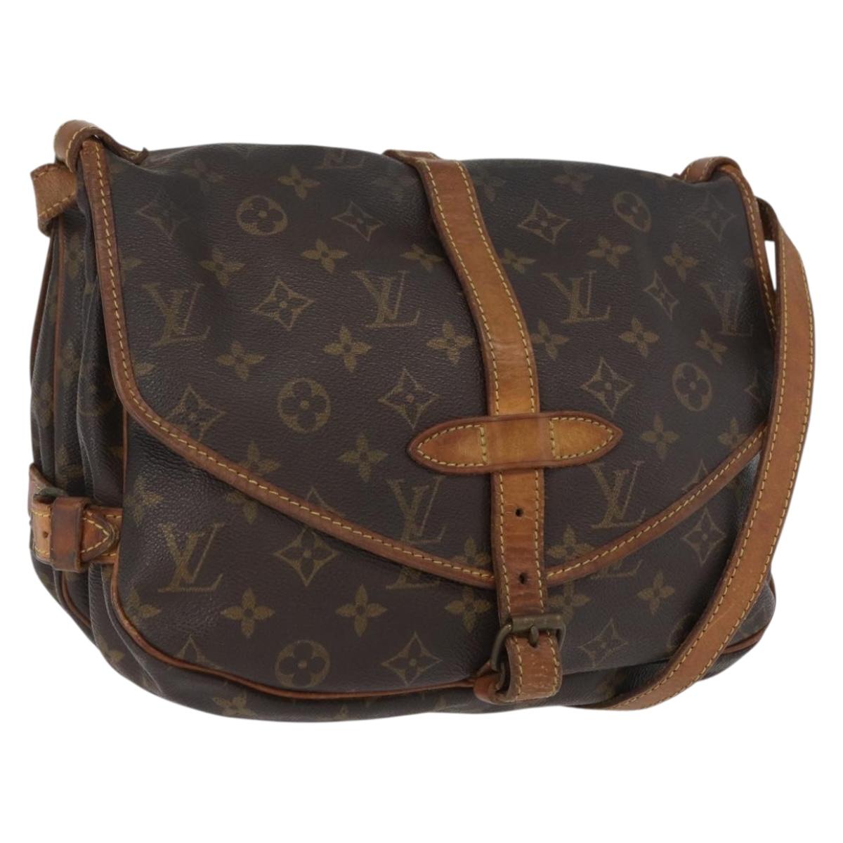 LOUIS VUITTON Monogram Saumur 30 Shoulder Bag M42256 LV Auth ka2544