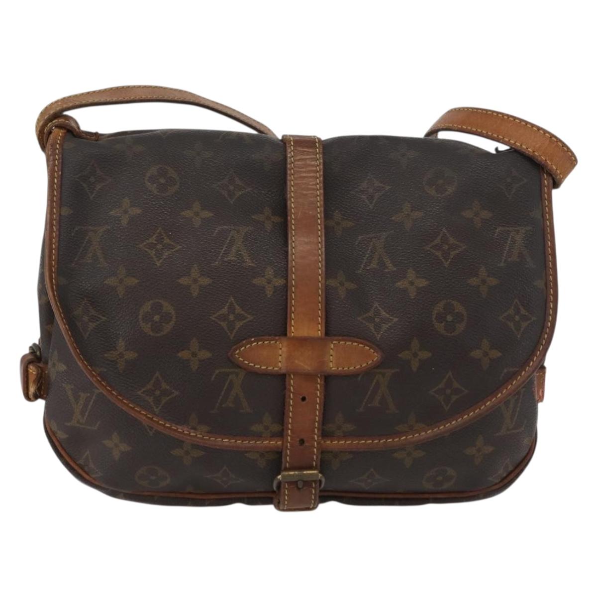 LOUIS VUITTON Monogram Saumur 30 Shoulder Bag M42256 LV Auth ka2544