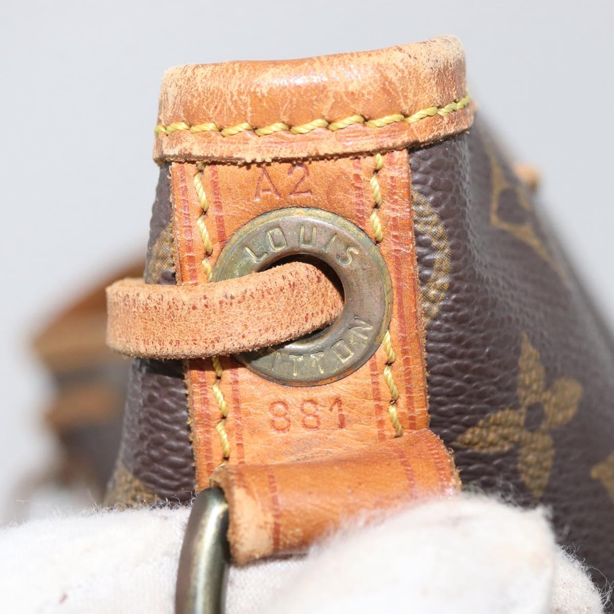 LOUIS VUITTON Monogram Noe Shoulder Bag M42224 LV Auth ka2592