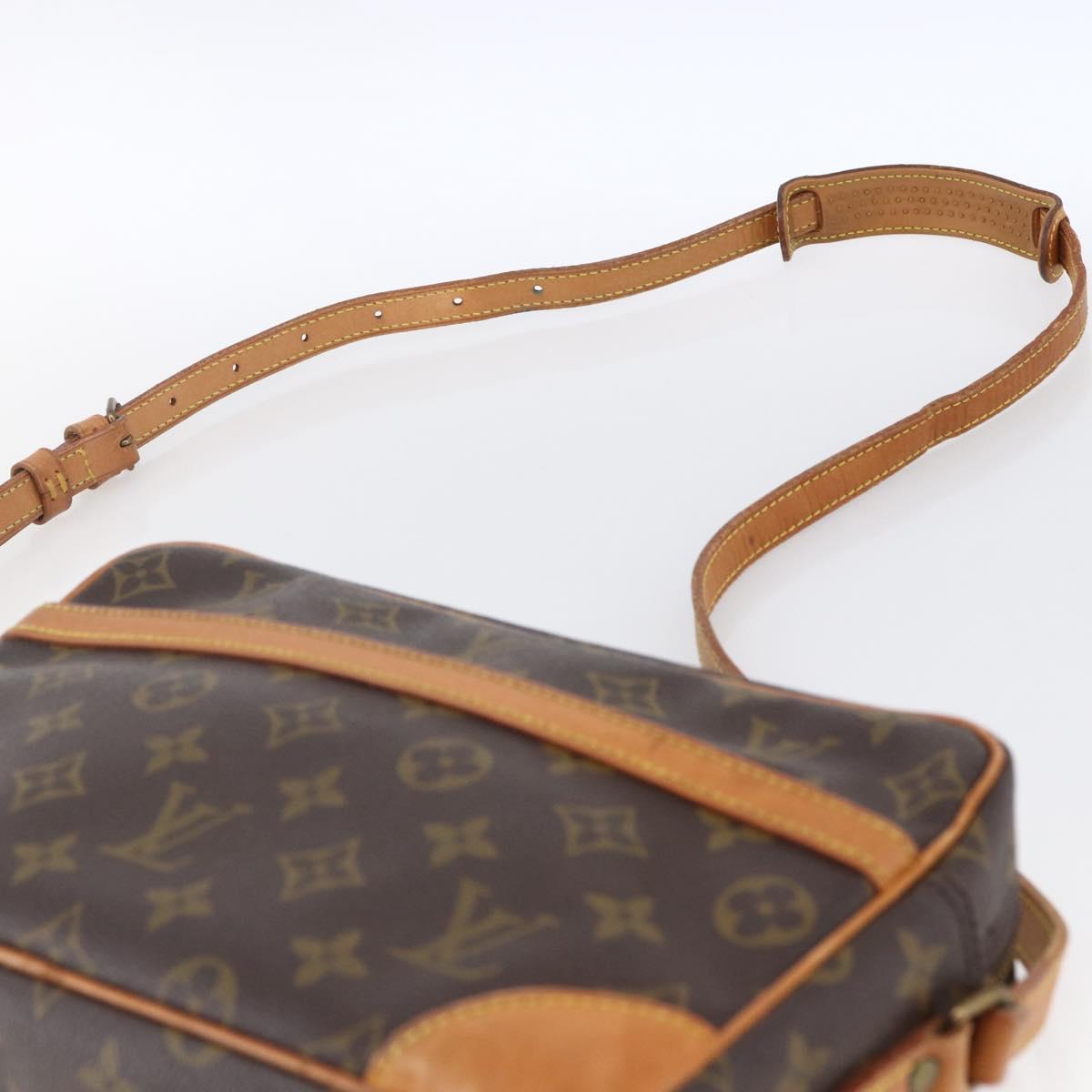 LOUIS VUITTON Monogram Trocadero 27 Shoulder Bag M51274 LV Auth ka2674