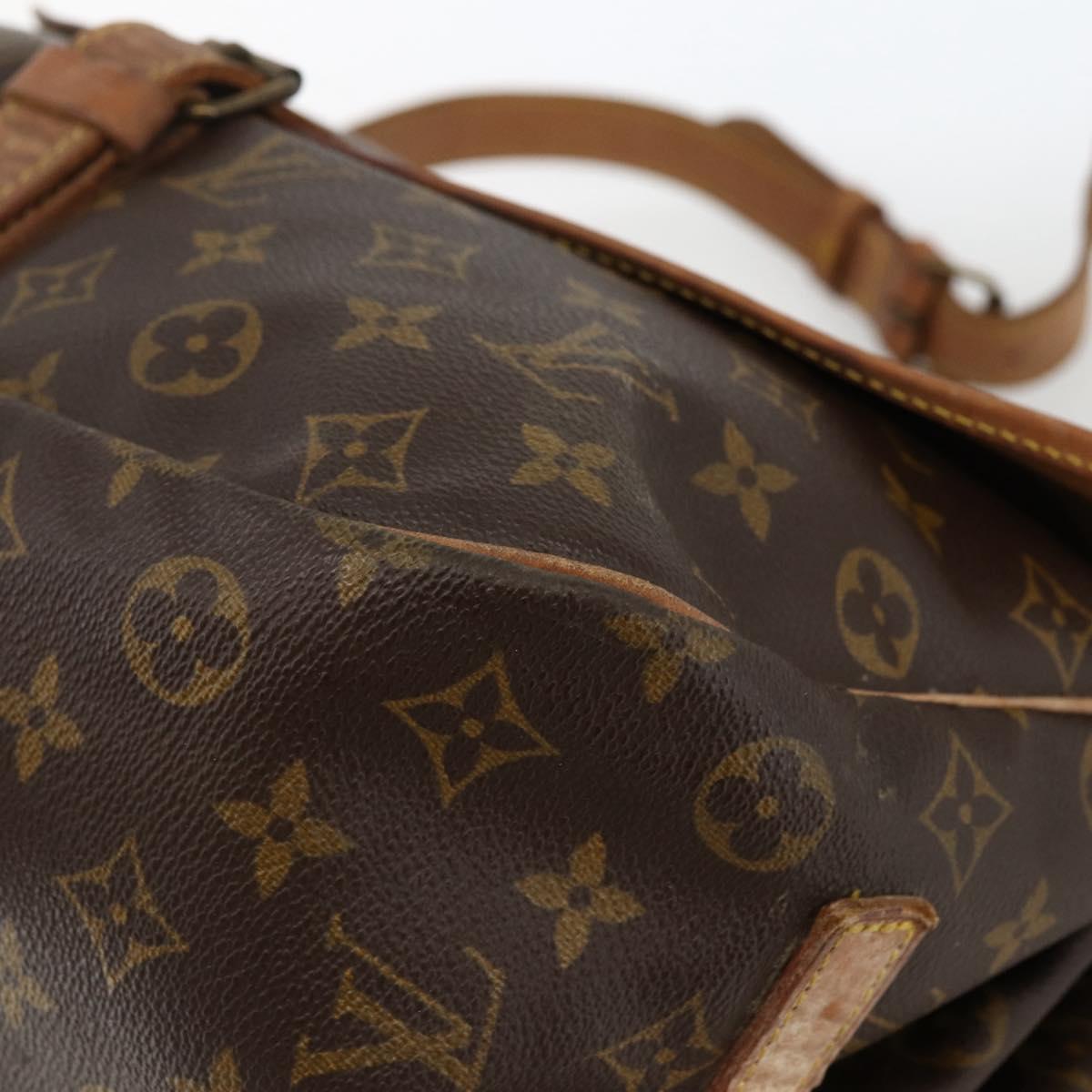 LOUIS VUITTON Monogram Saumur 35 Shoulder Bag M42254 LV Auth ka2845