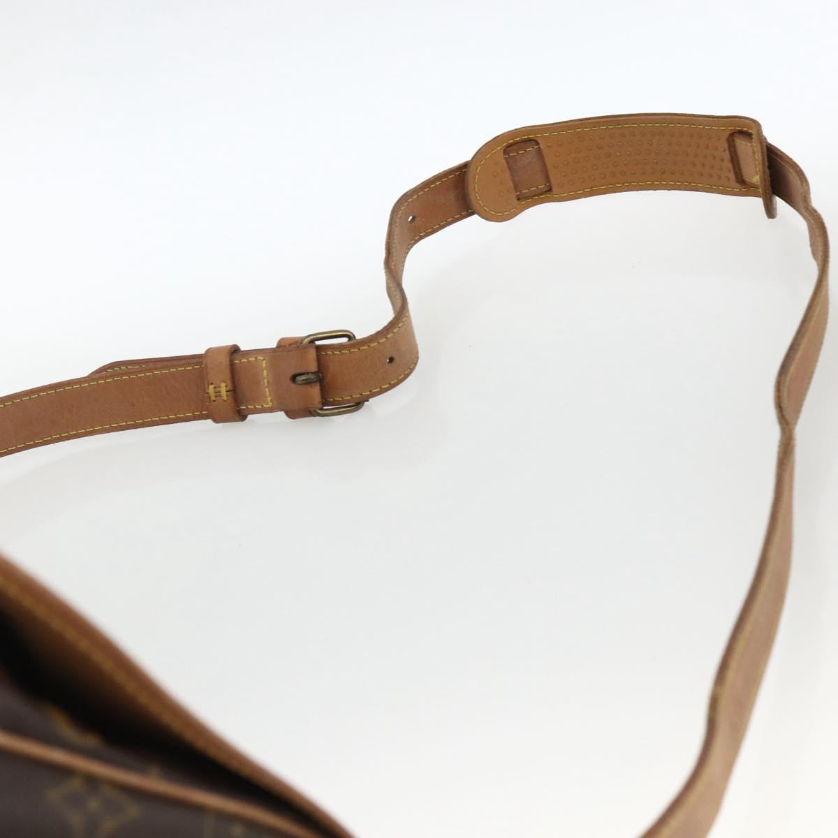 LOUIS VUITTON Monogram Saumur 35 Shoulder Bag M42254 LV Auth ka2845