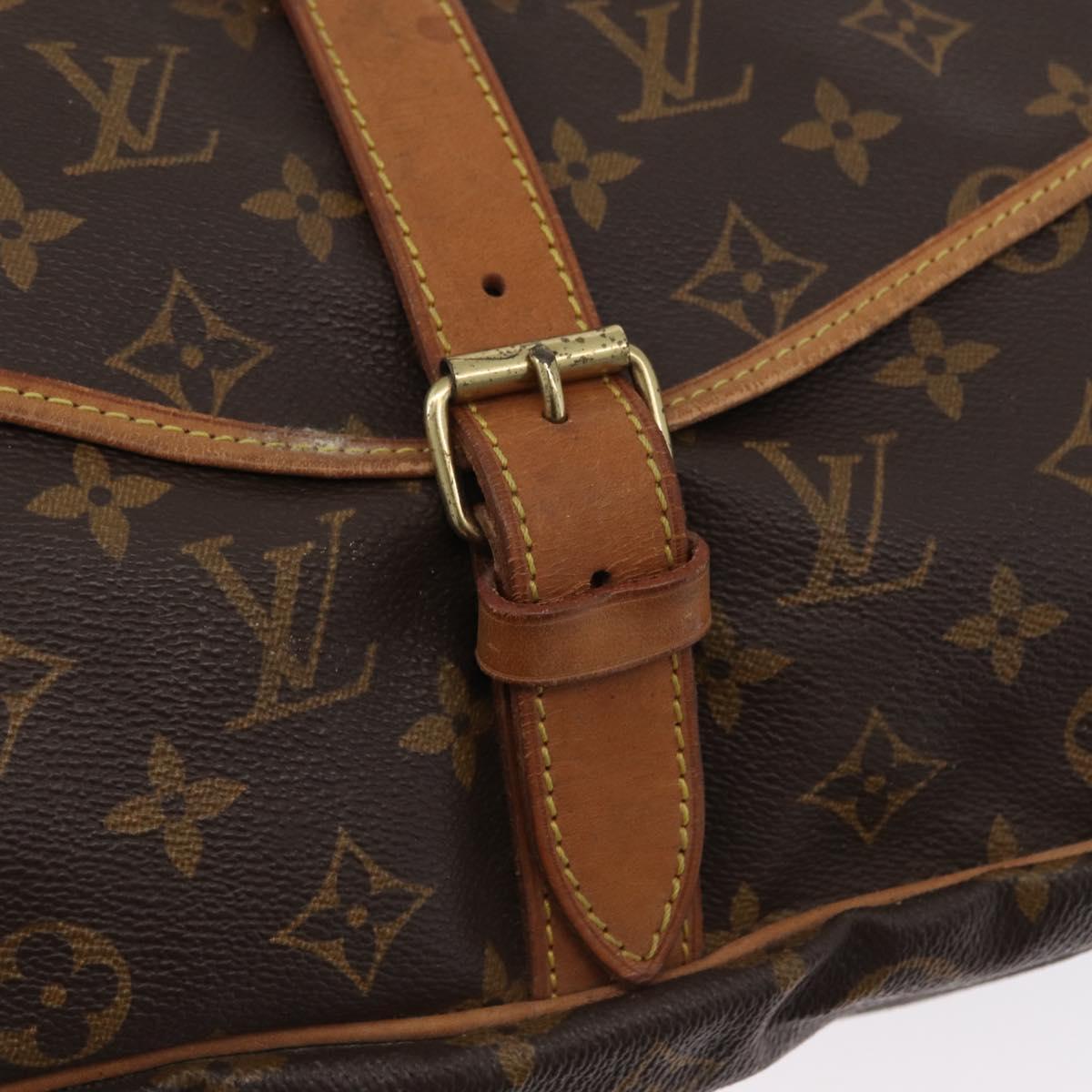 LOUIS VUITTON Monogram Saumur 35 Shoulder Bag M42254 LV Auth ka2872