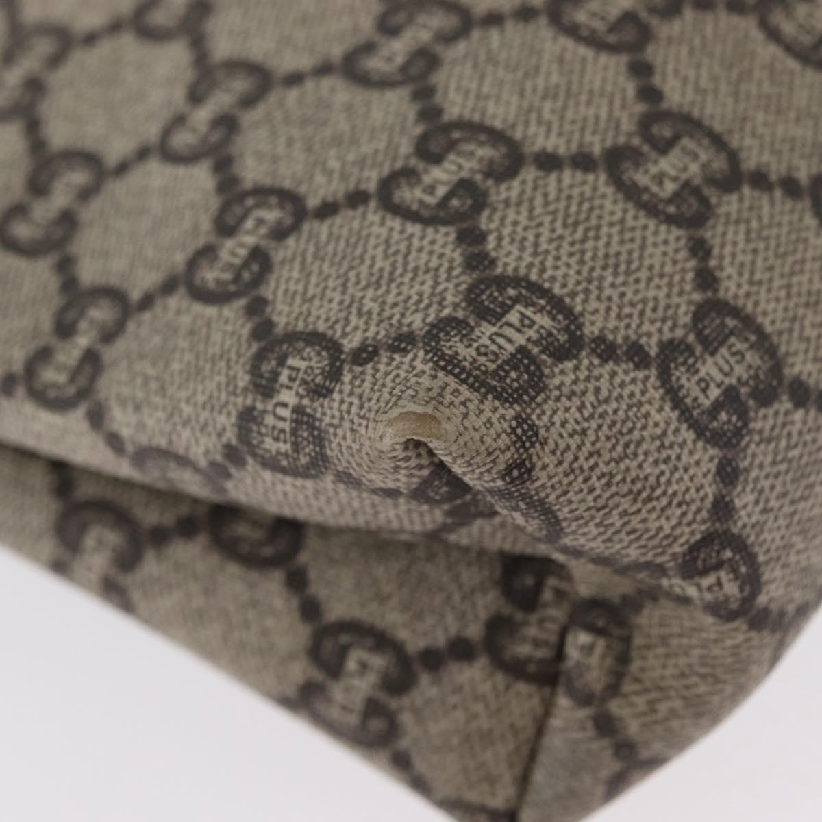 GUCCI GG Plus Supreme Clutch Bag PVC Beige Auth ka2920