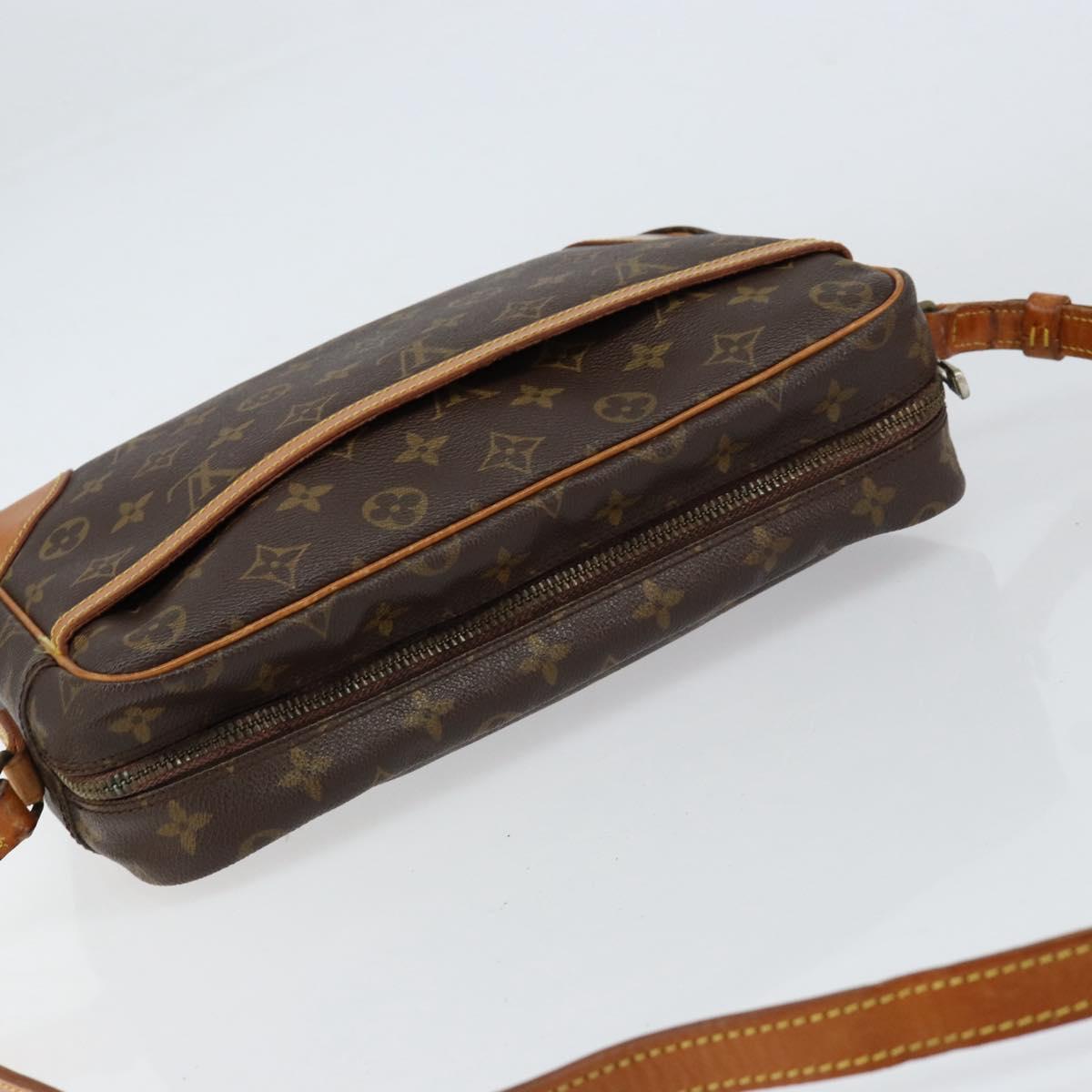 LOUIS VUITTON Monogram Trocadero 30 Shoulder Bag M51272 LV Auth ka293