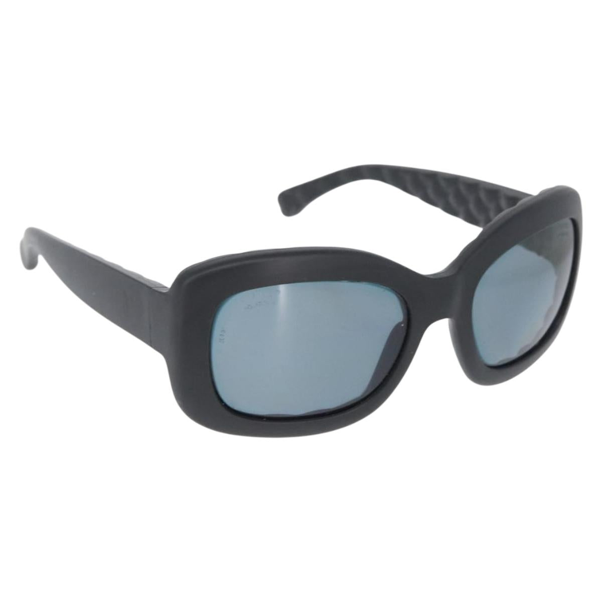 CHANEL Sunglasses plastic Black CC Auth ka2963