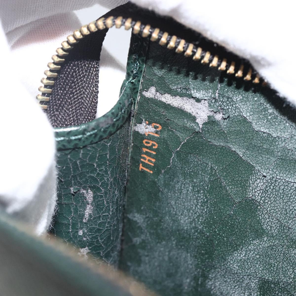 LOUIS VUITTON Taiga Poche Toilette 26 Pouch Epicea LV Auth ka3001