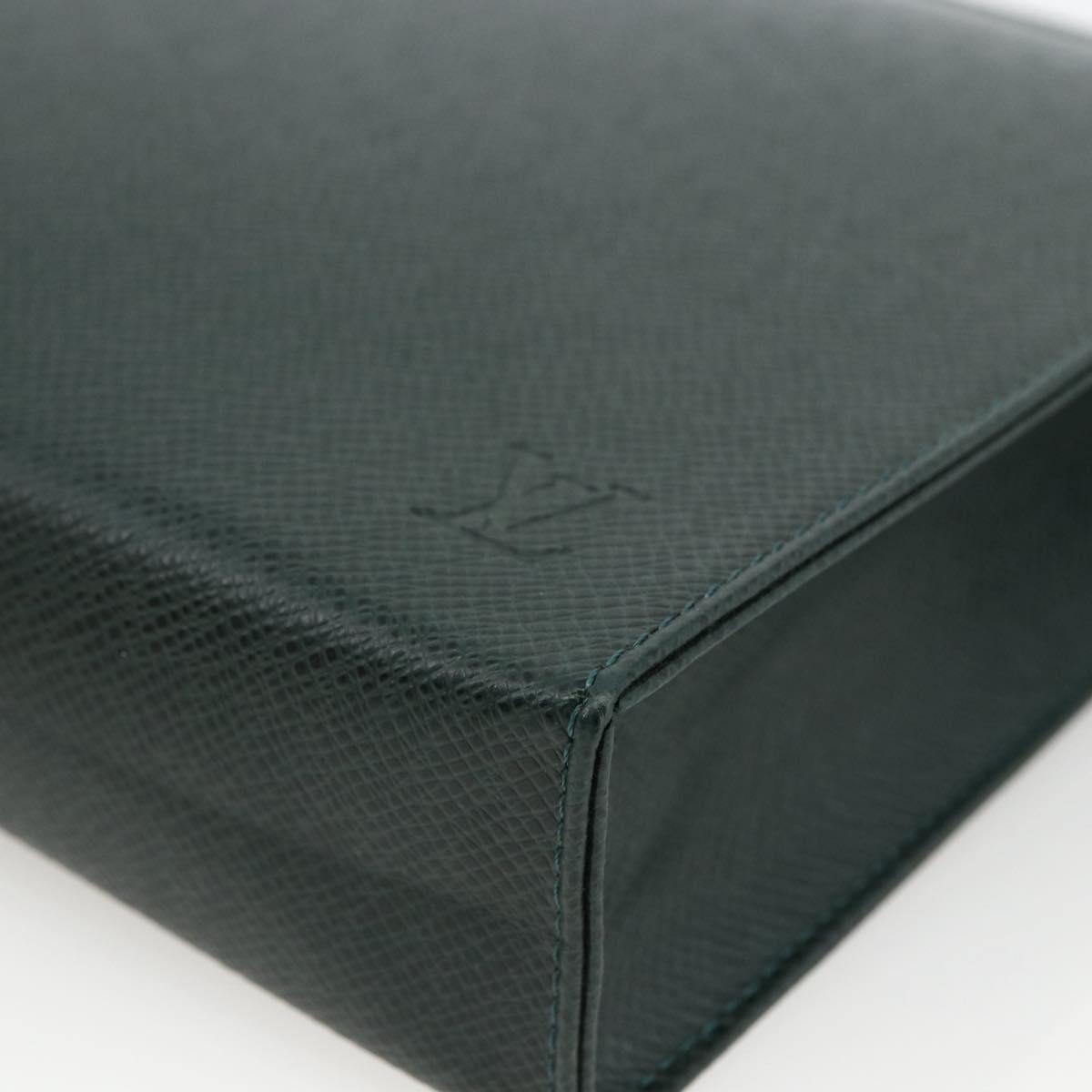 LOUIS VUITTON Taiga Poche Toilette 26 Pouch Epicea LV Auth ka3001