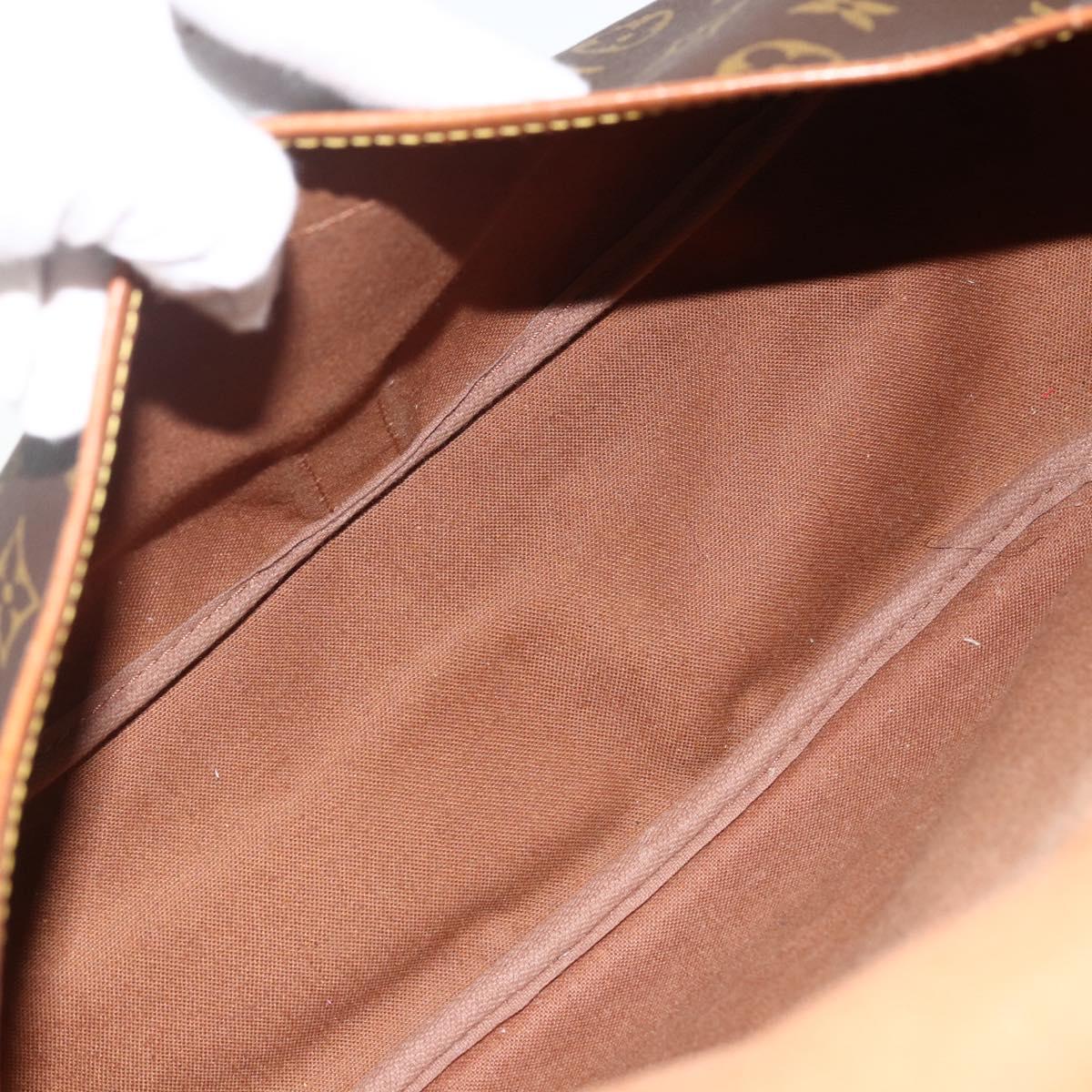 LOUIS VUITTON Monogram Saumur 35 Shoulder Bag M42254 LV Auth ka3044
