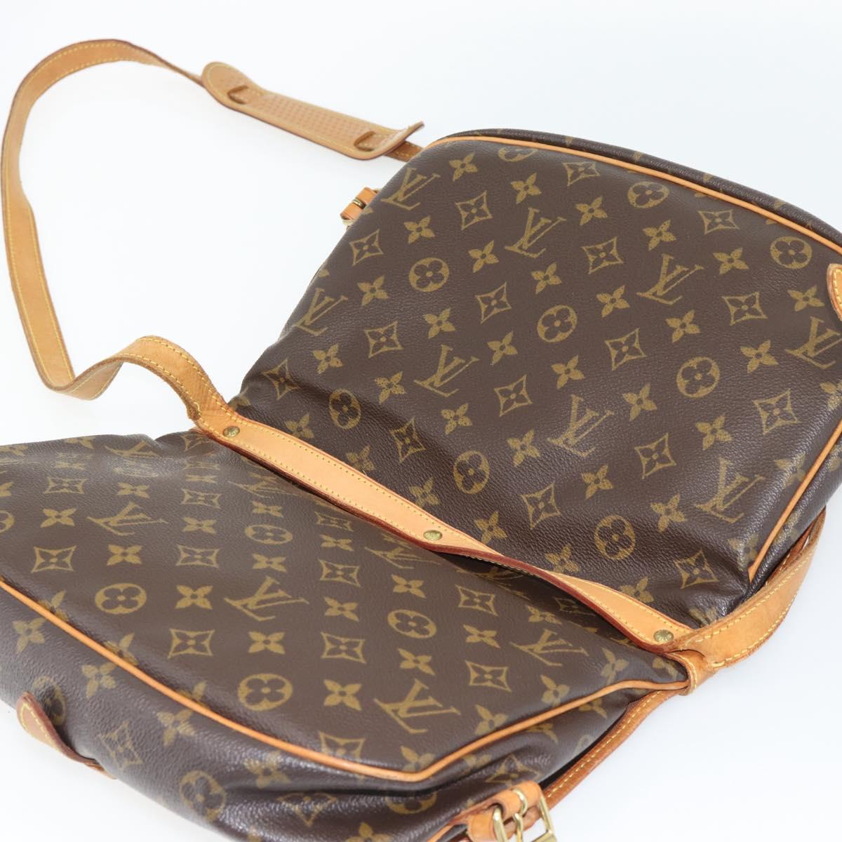 LOUIS VUITTON Monogram Saumur 30 Shoulder Bag M42256 LV Auth ka3095