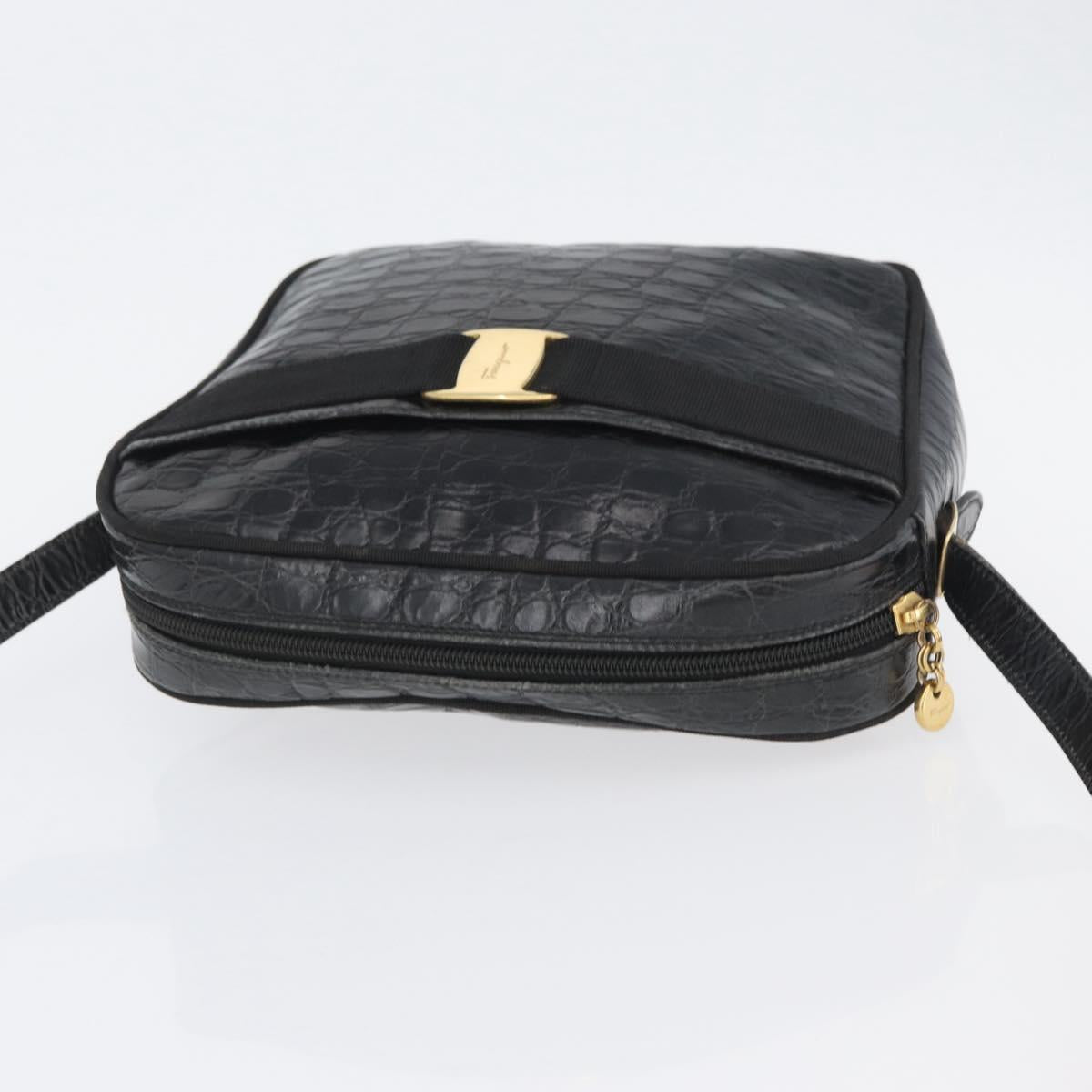 Salvatore Ferragamo Shoulder Bag Leather Black Gold Auth ka3122A