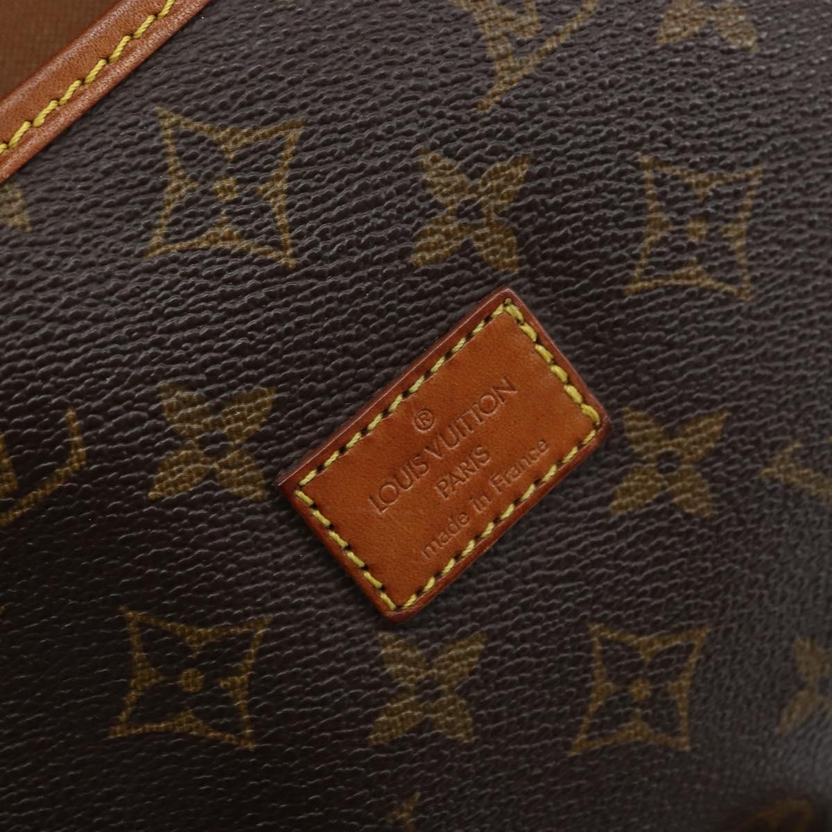 LOUIS VUITTON Monogram Saumur 30 Shoulder Bag M42256 LV Auth ka3177