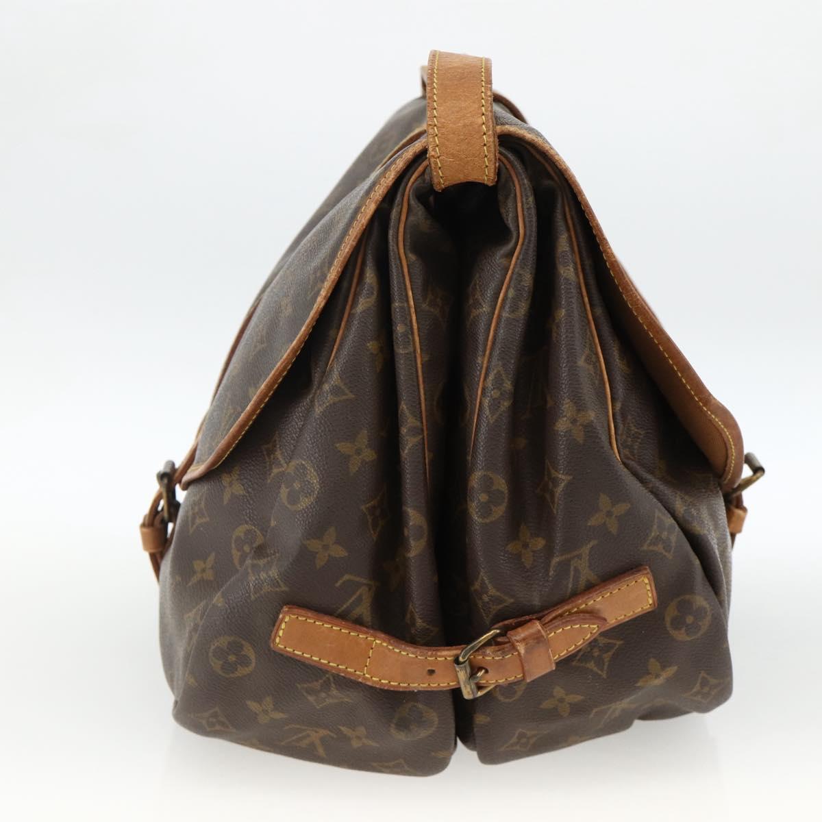 LOUIS VUITTON Monogram Saumur 35 Shoulder Bag M42254 LV Auth ka3182