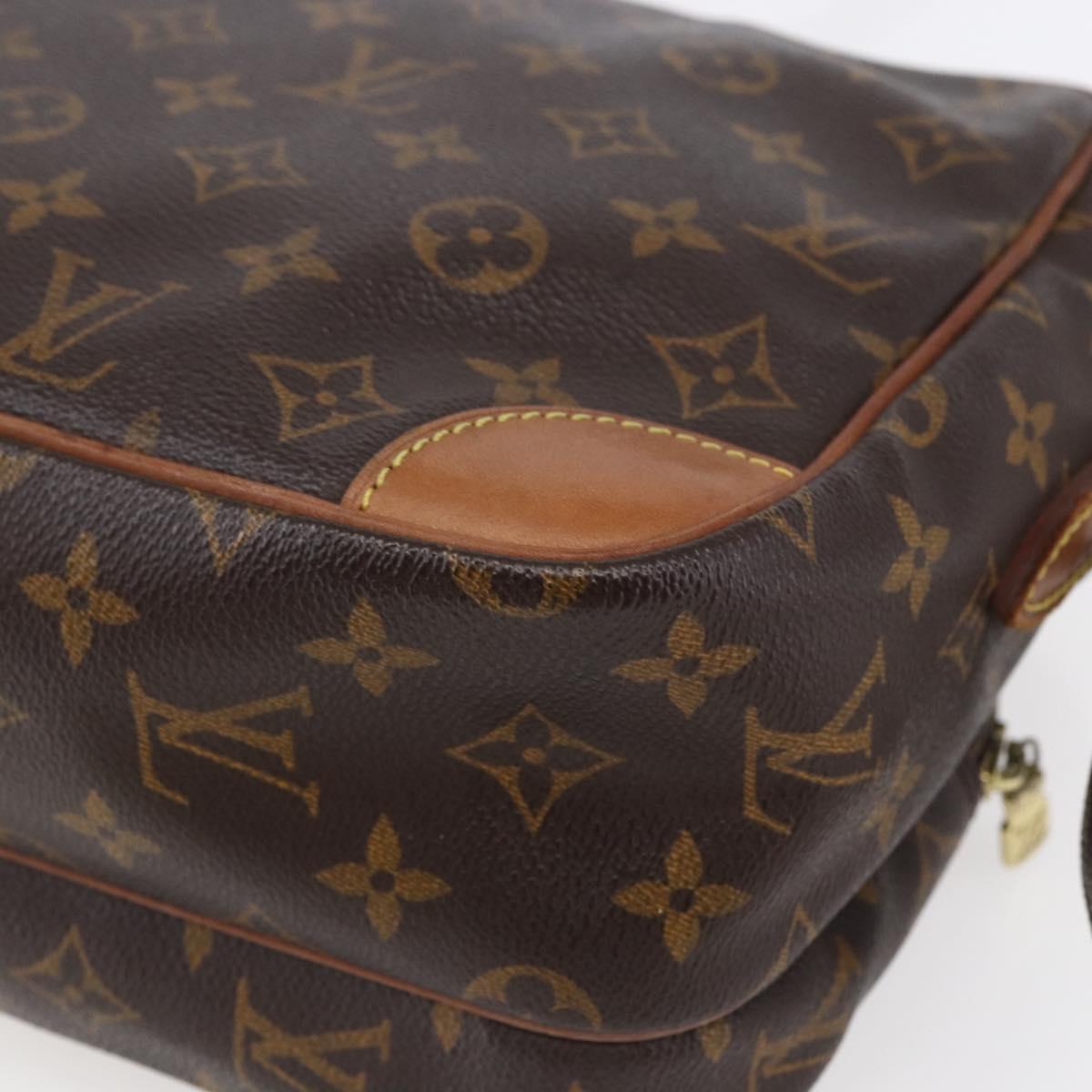 LOUIS VUITTON Monogram Nile Shoulder Bag M45244 LV Auth ka323