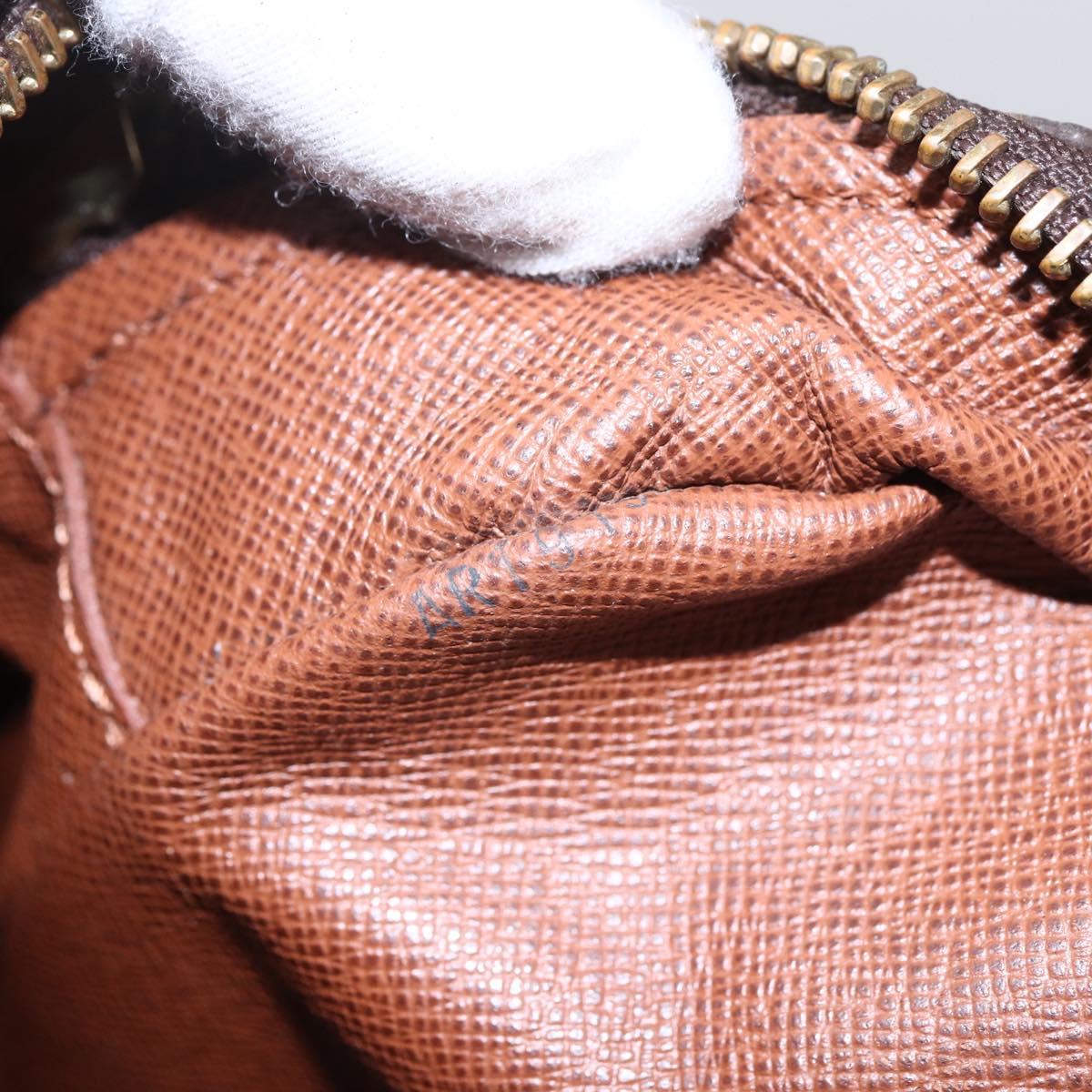 LOUIS VUITTON Monogram Nile Shoulder Bag M45244 LV Auth ka323