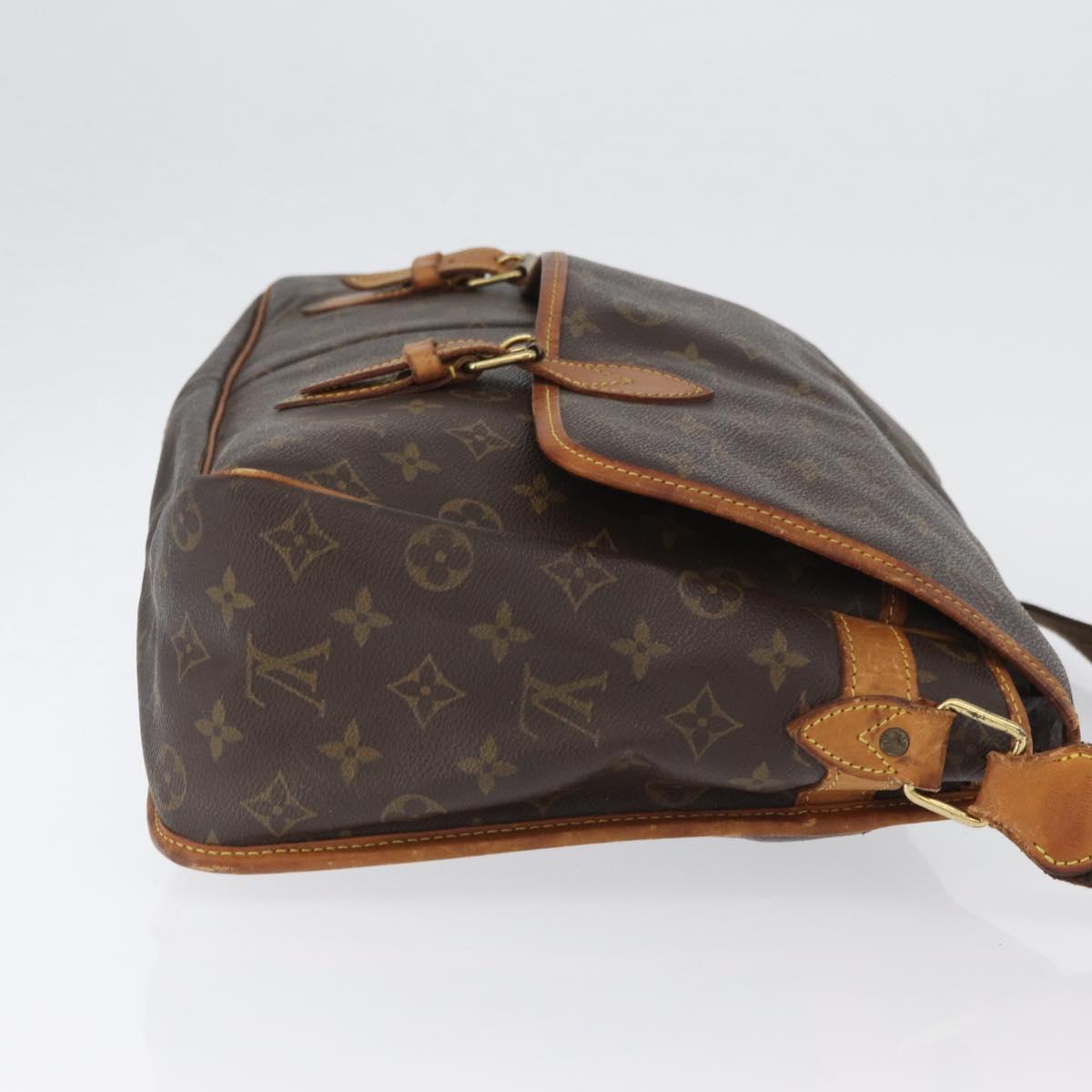 LOUIS VUITTON Monogram Gibeciere GM Shoulder Bag M42246 LV Auth ka3232