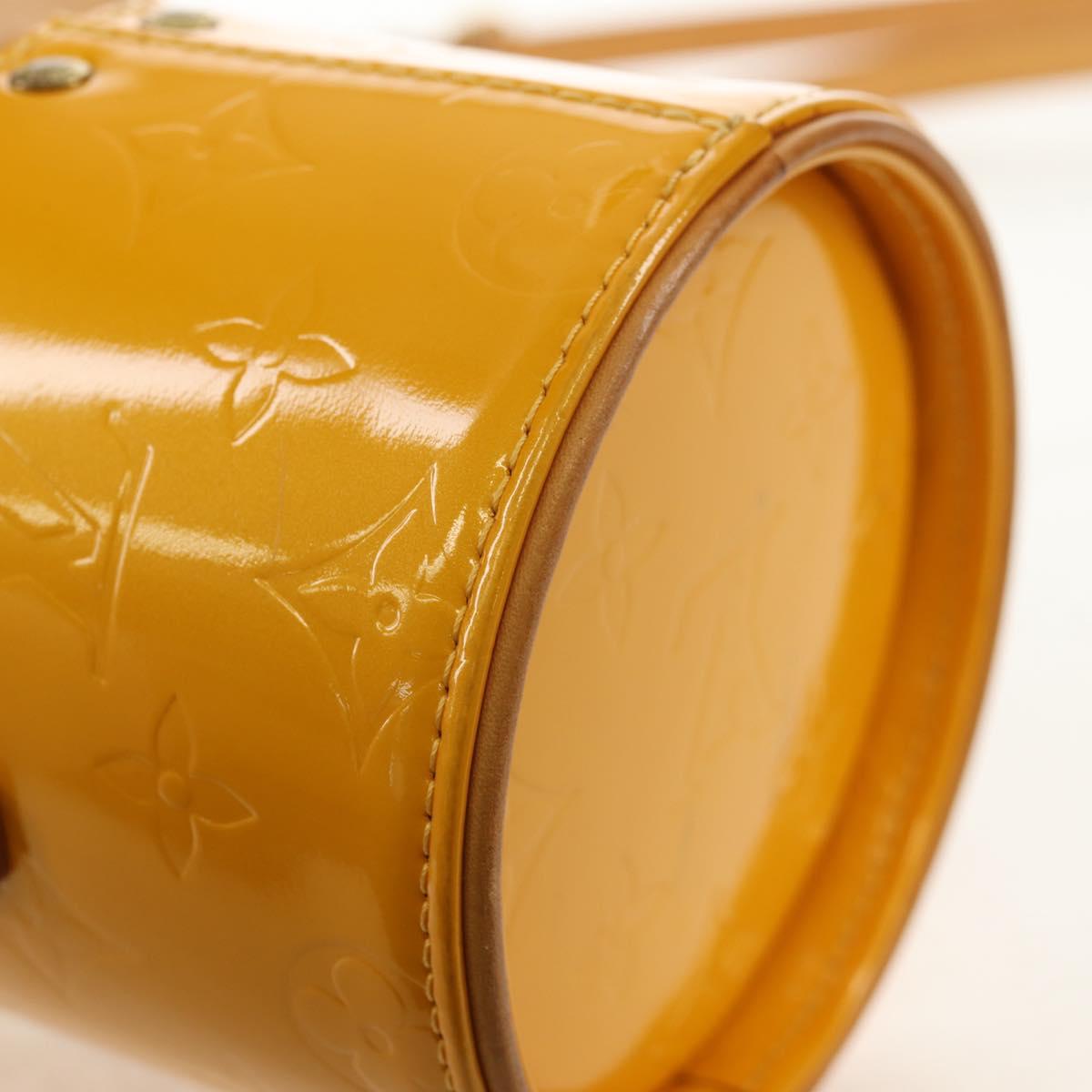 LOUIS VUITTON Monogram Vernis Astor Place Shoulder Bag Jaune M91100 Auth ka326V