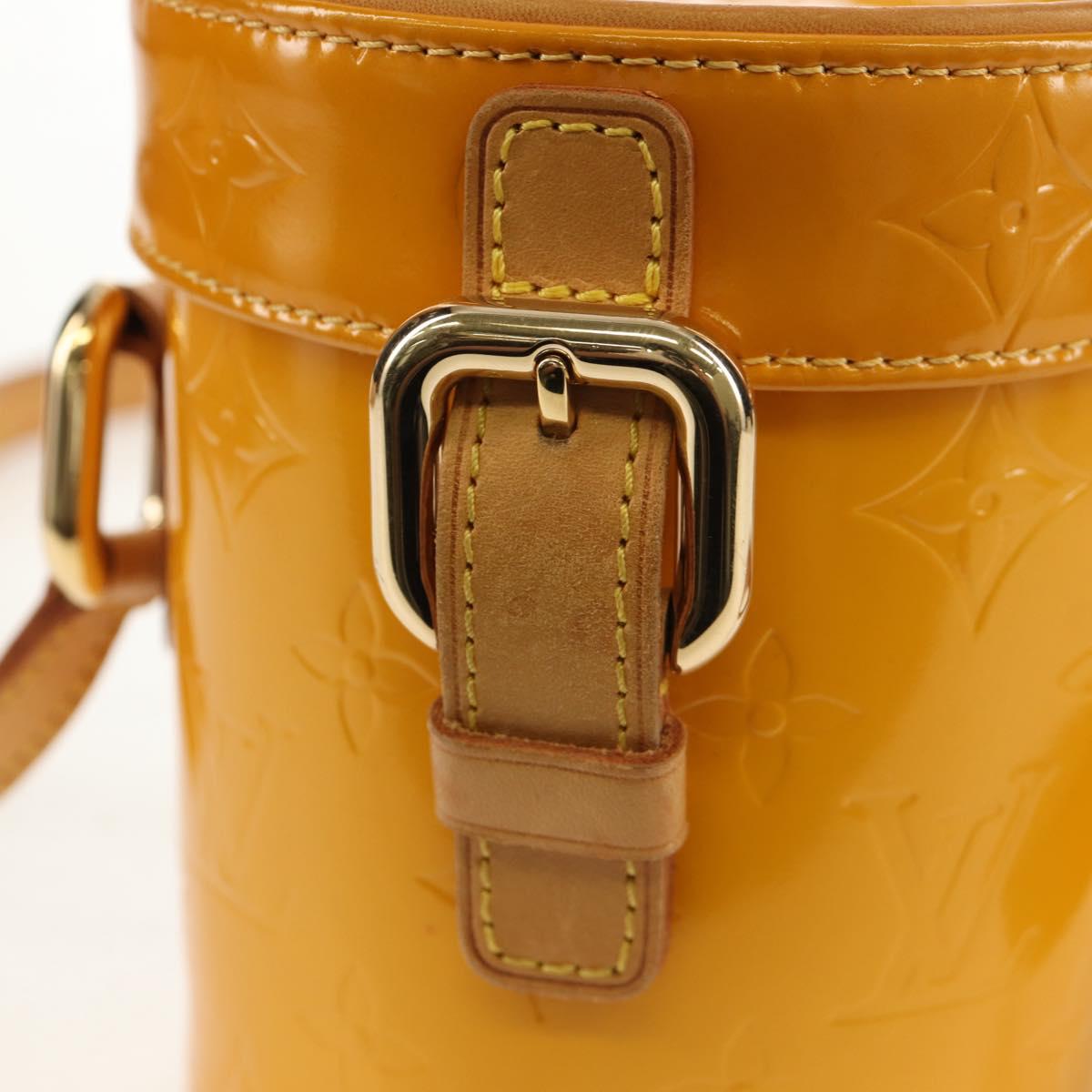 LOUIS VUITTON Monogram Vernis Astor Place Shoulder Bag Jaune M91100 Auth ka326V