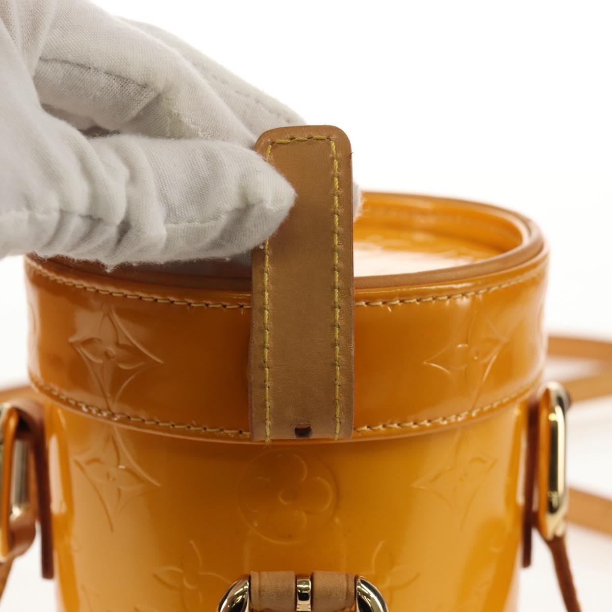 LOUIS VUITTON Monogram Vernis Astor Place Shoulder Bag Jaune M91100 Auth ka326V