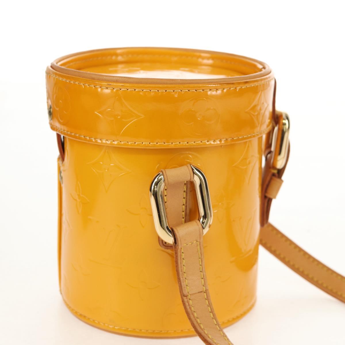 LOUIS VUITTON Monogram Vernis Astor Place Shoulder Bag Jaune M91100 Auth ka326V