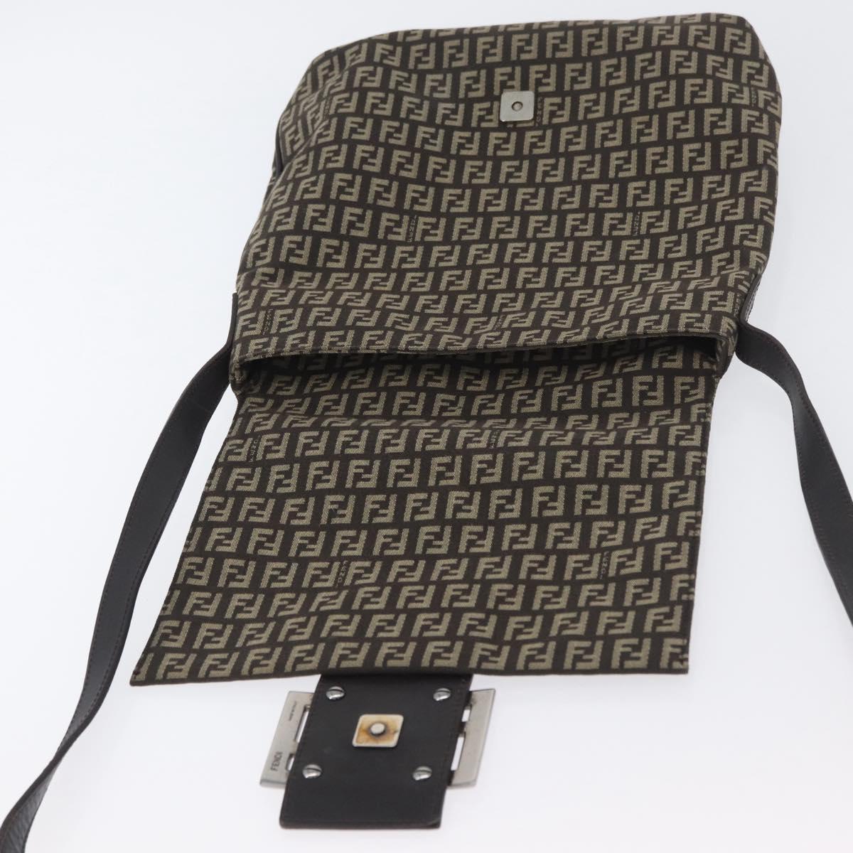 FENDI Zucchino Canvas Shoulder Bag Brown Silver Auth ka3374