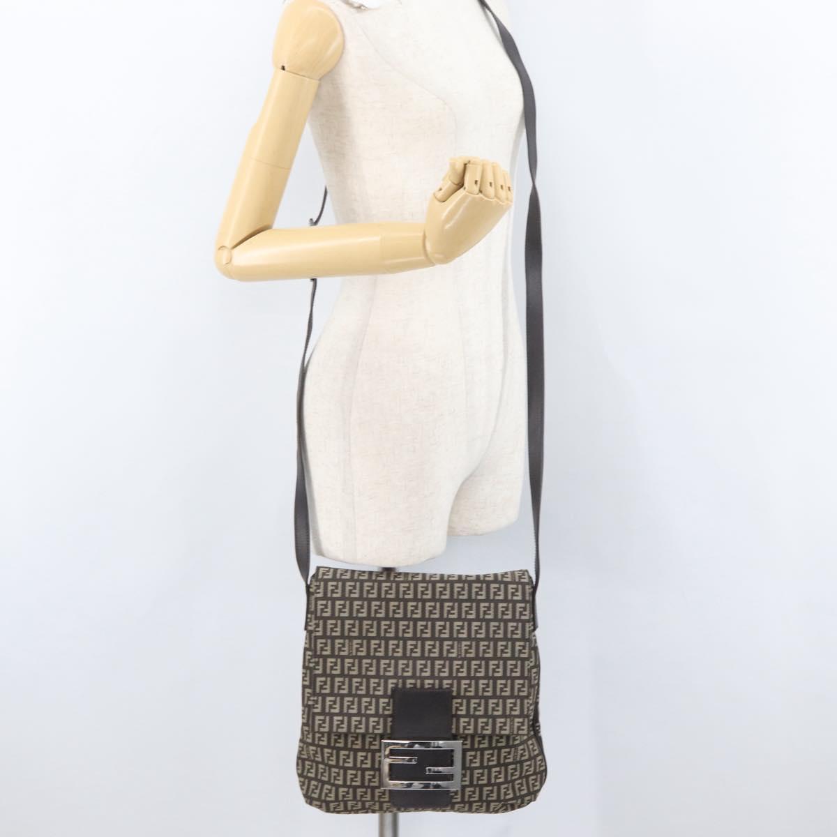 FENDI Zucchino Canvas Shoulder Bag Brown Silver Auth ka3374