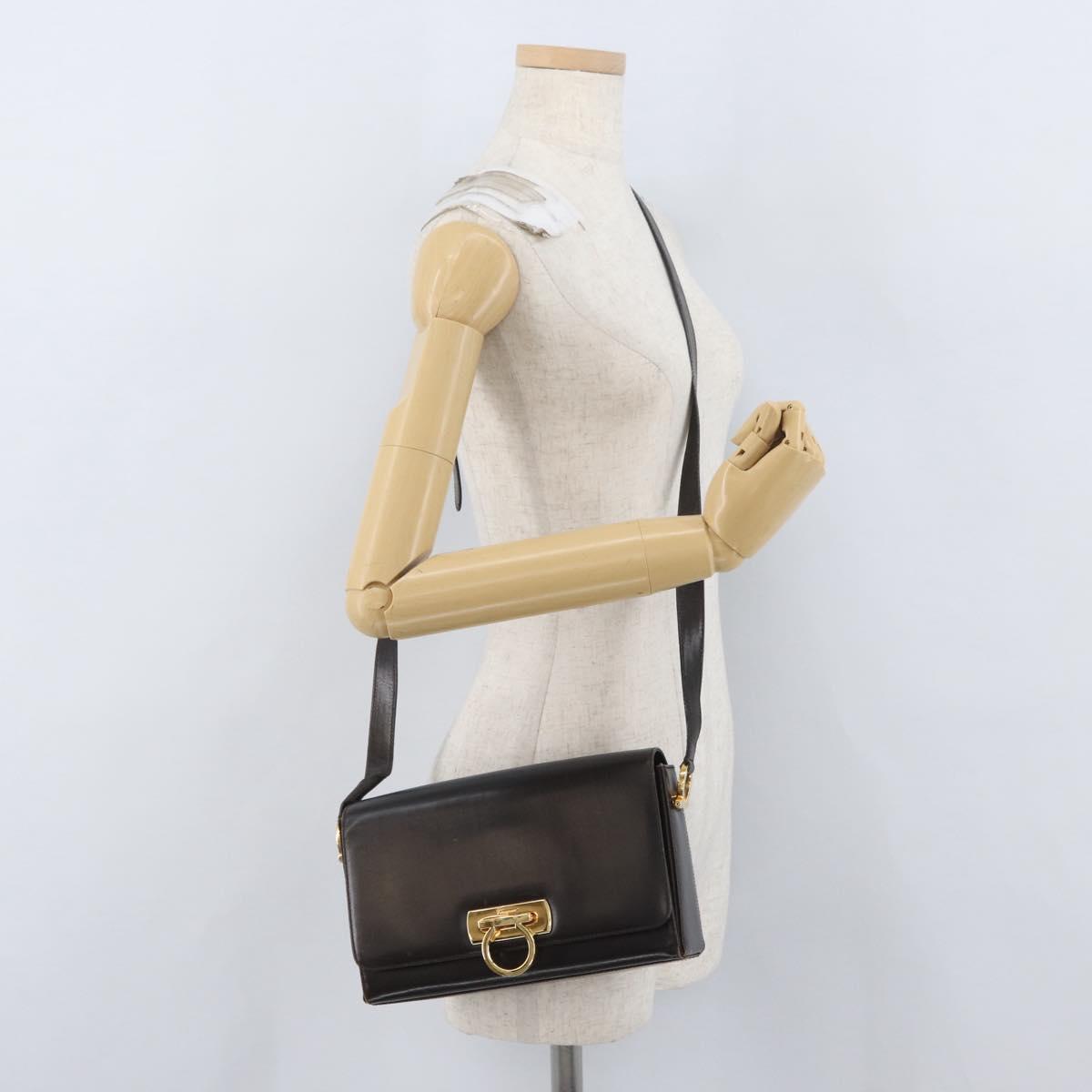 Salvatore Ferragamo Gancini Shoulder Bag Leather Brown Gold Auth ka3381