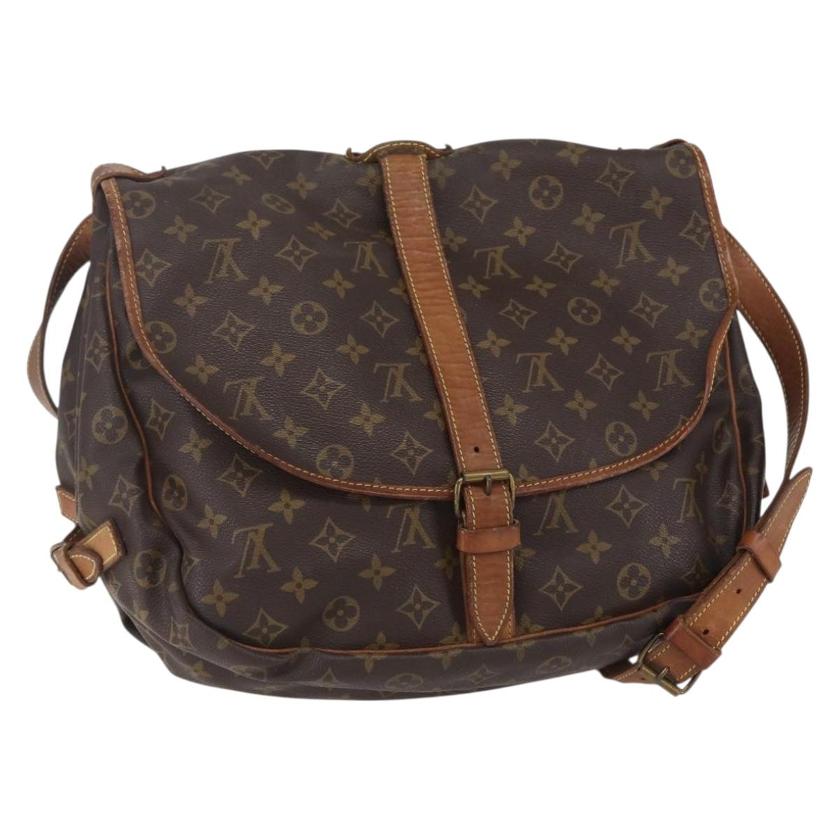 LOUIS VUITTON Monogram Saumur 35 Shoulder Bag M42254 LV Auth ka344