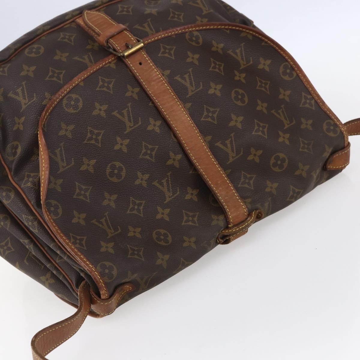 LOUIS VUITTON Monogram Saumur 35 Shoulder Bag M42254 LV Auth ka344