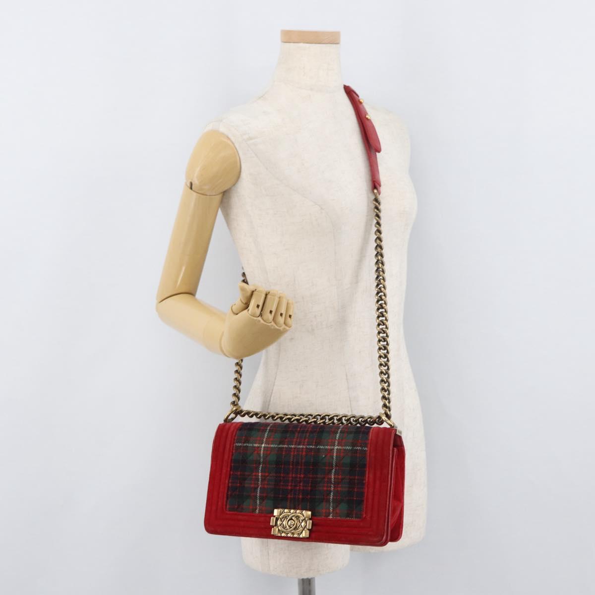 CHANEL Chain Matelasse Boy Chanel Shoulder Bag Canvas Red Gold CC Auth ka3474SAM