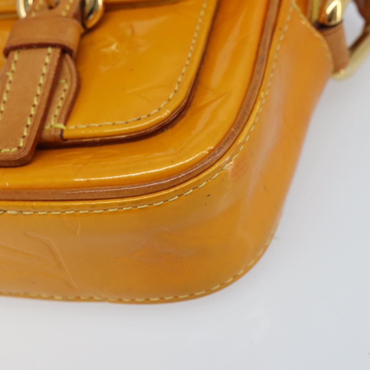 LOUIS VUITTON Monogram Vernis Christie PM Shoulder Bag Jaune M91110 Auth ka3499