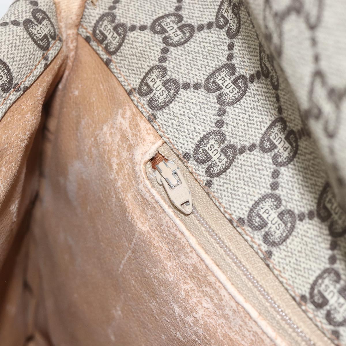 GUCCI GG Plus Supreme Clutch Bag PVC Gold Beige Auth ka3533