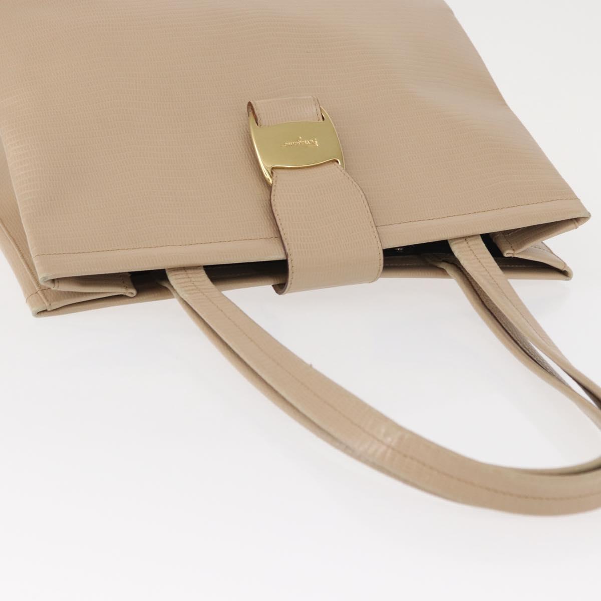 Salvatore Ferragamo Shoulder Bag Leather Beige Gold Auth ka355