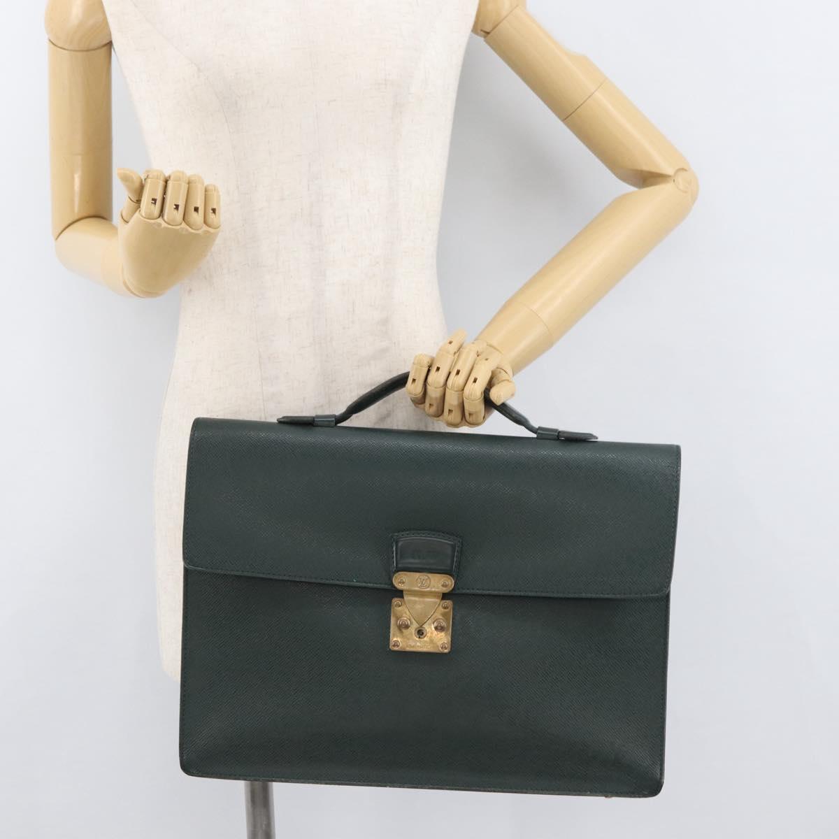 LOUIS VUITTON Taiga Serviette Kourad Business Bag Epicea T16786 LV Auth ka3586