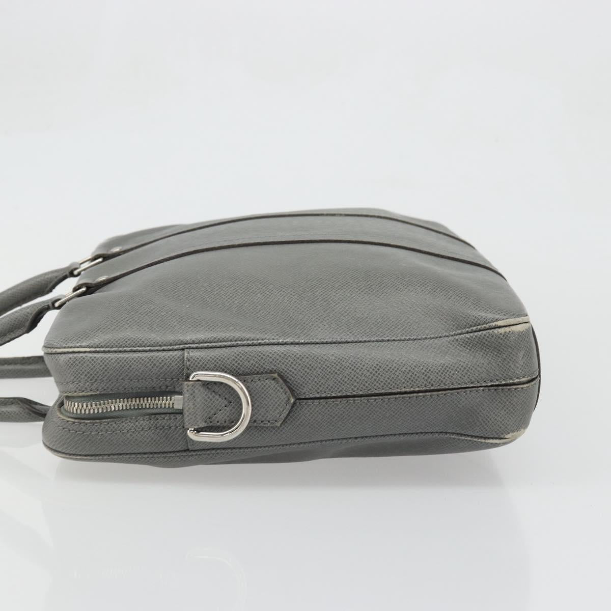 LOUIS VUITTON Taiga Porte Documents Voyage Bag Gracie M30640 LV Auth ka3587