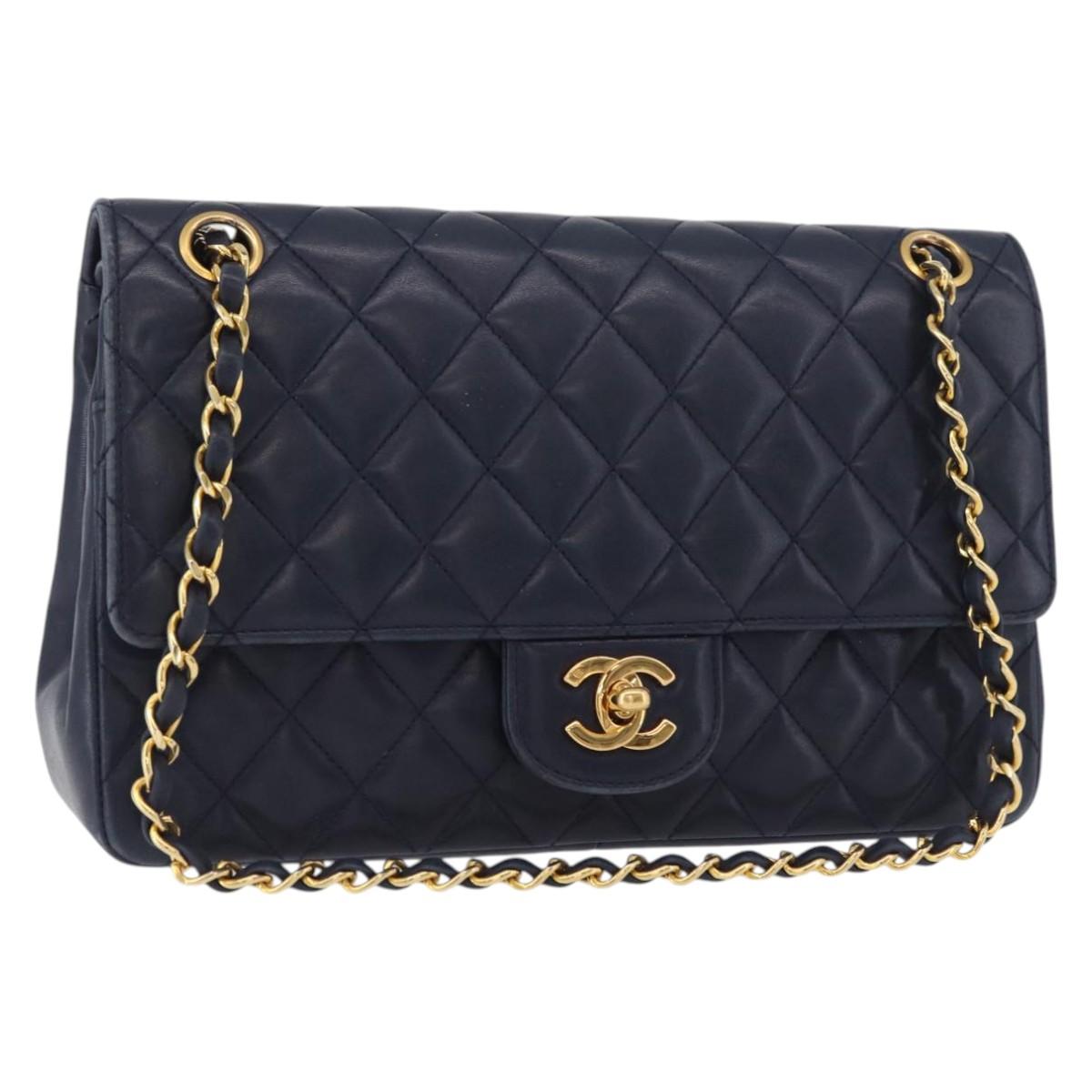 CHANEL Matelasse 25 Double Flap Chain Bag Lamb Skin Navy Gold CC Auth ka3835V