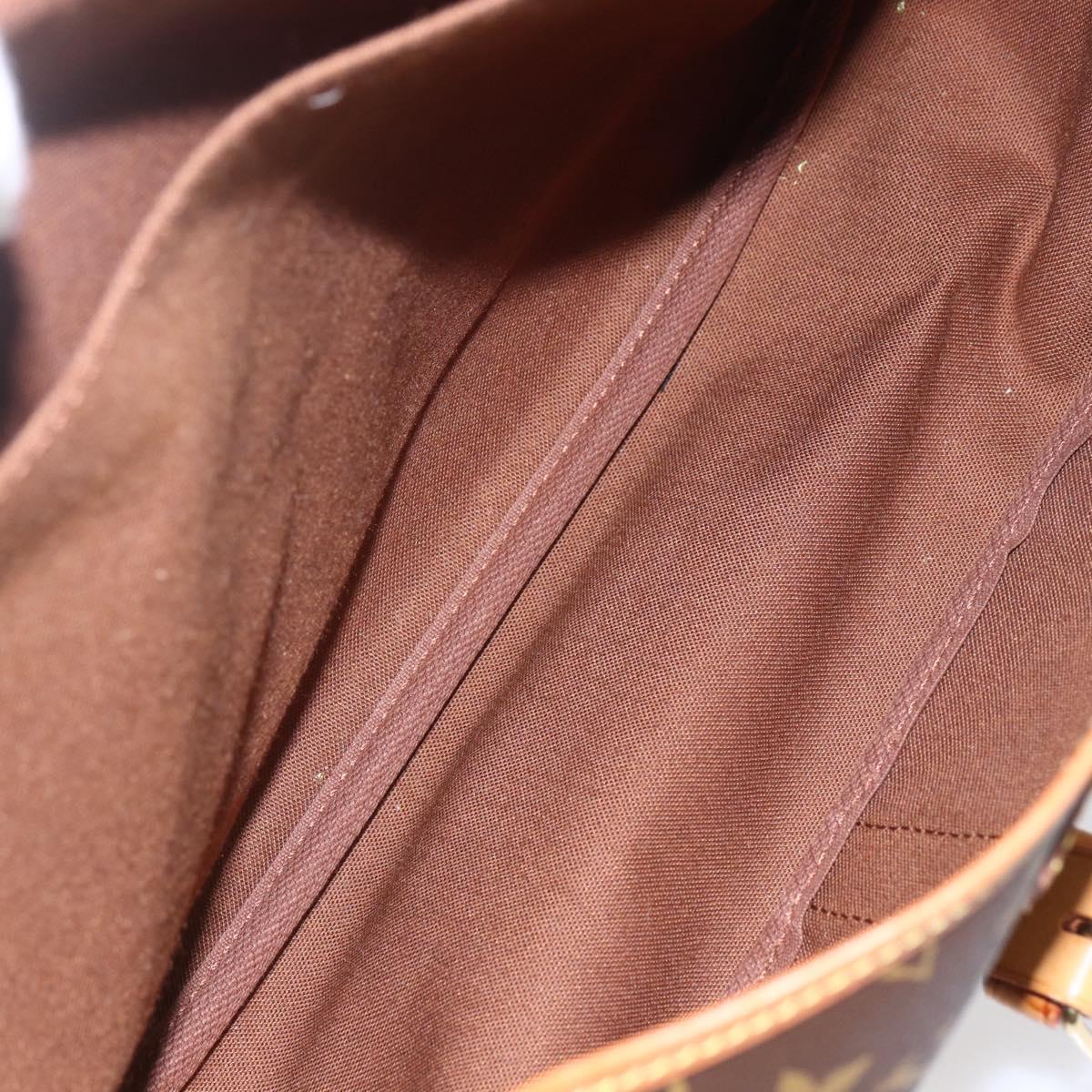 LOUIS VUITTON Monogram Saumur 35 Shoulder Bag M42254 LV Auth ka384