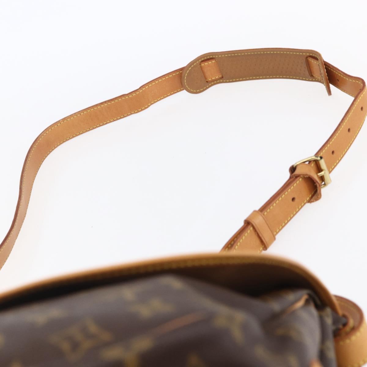 LOUIS VUITTON Monogram Saumur 35 Shoulder Bag M42254 LV Auth ka384