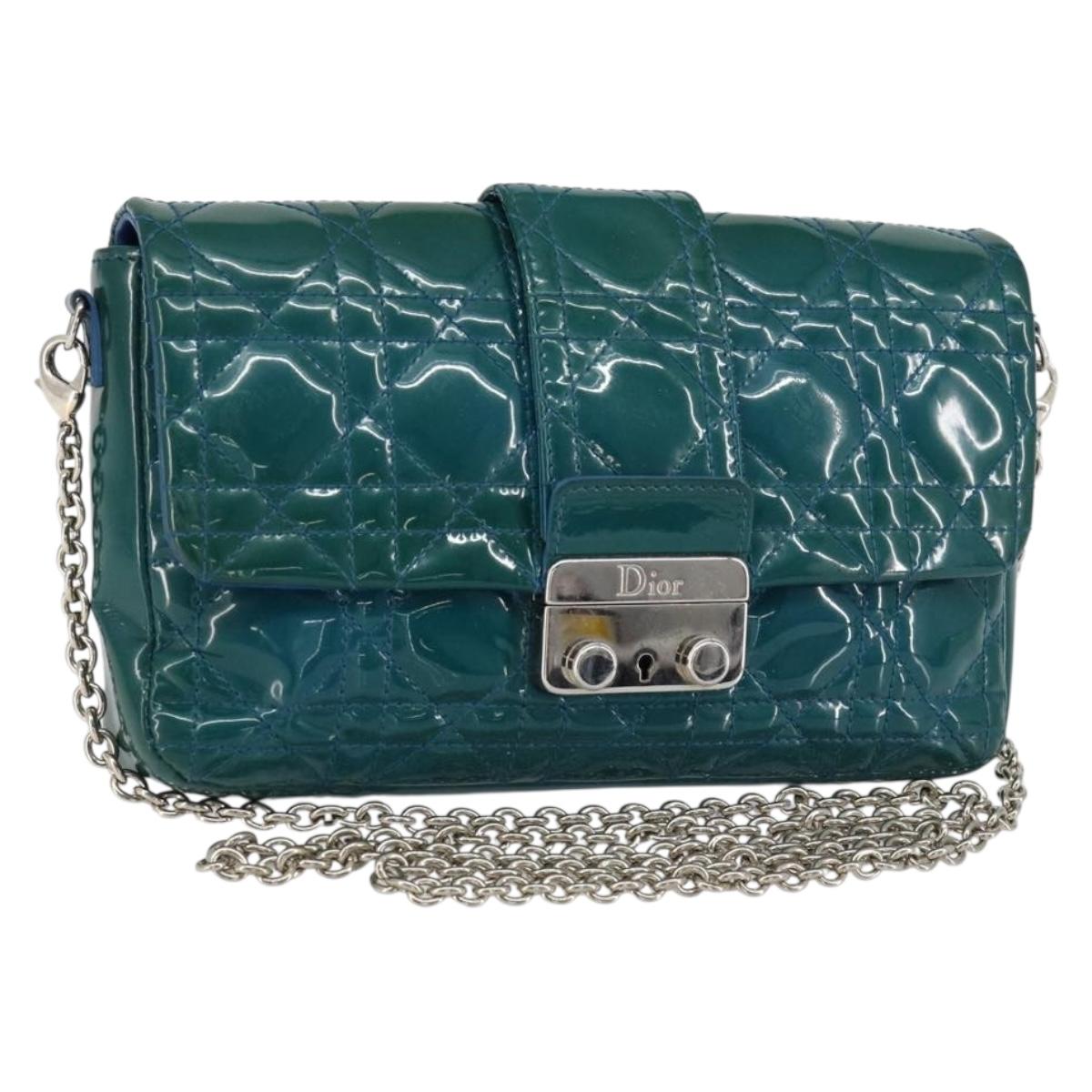 Christian Dior Canage Chain Shoulder Bag Patent leather Blue Silver Auth ka386