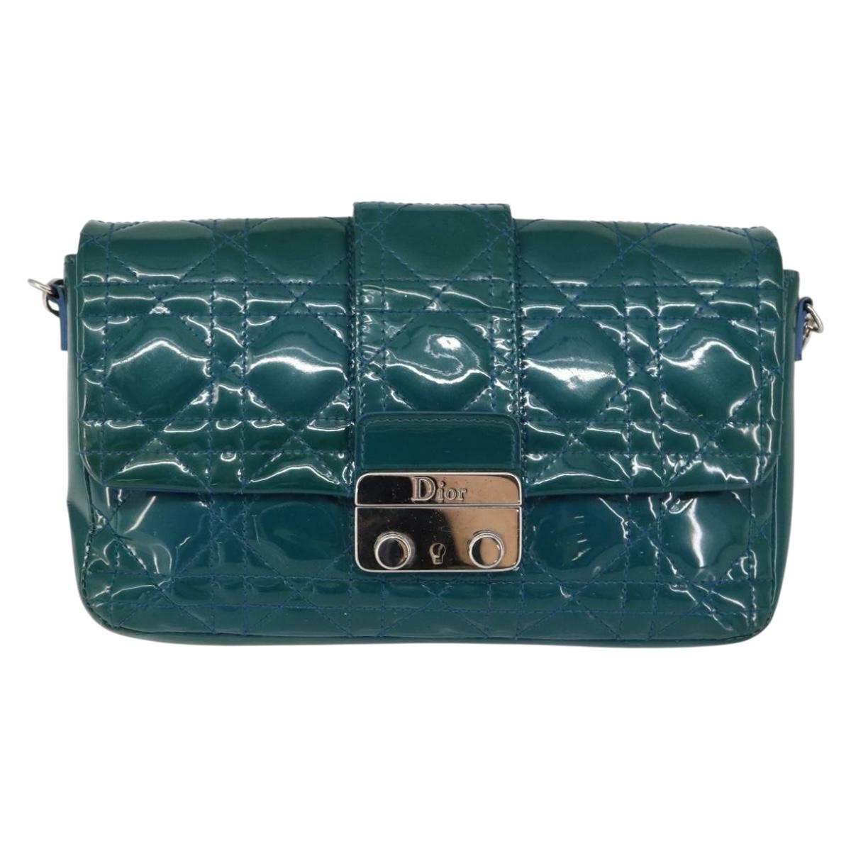 Christian Dior Canage Chain Shoulder Bag Patent leather Blue Silver Auth ka386