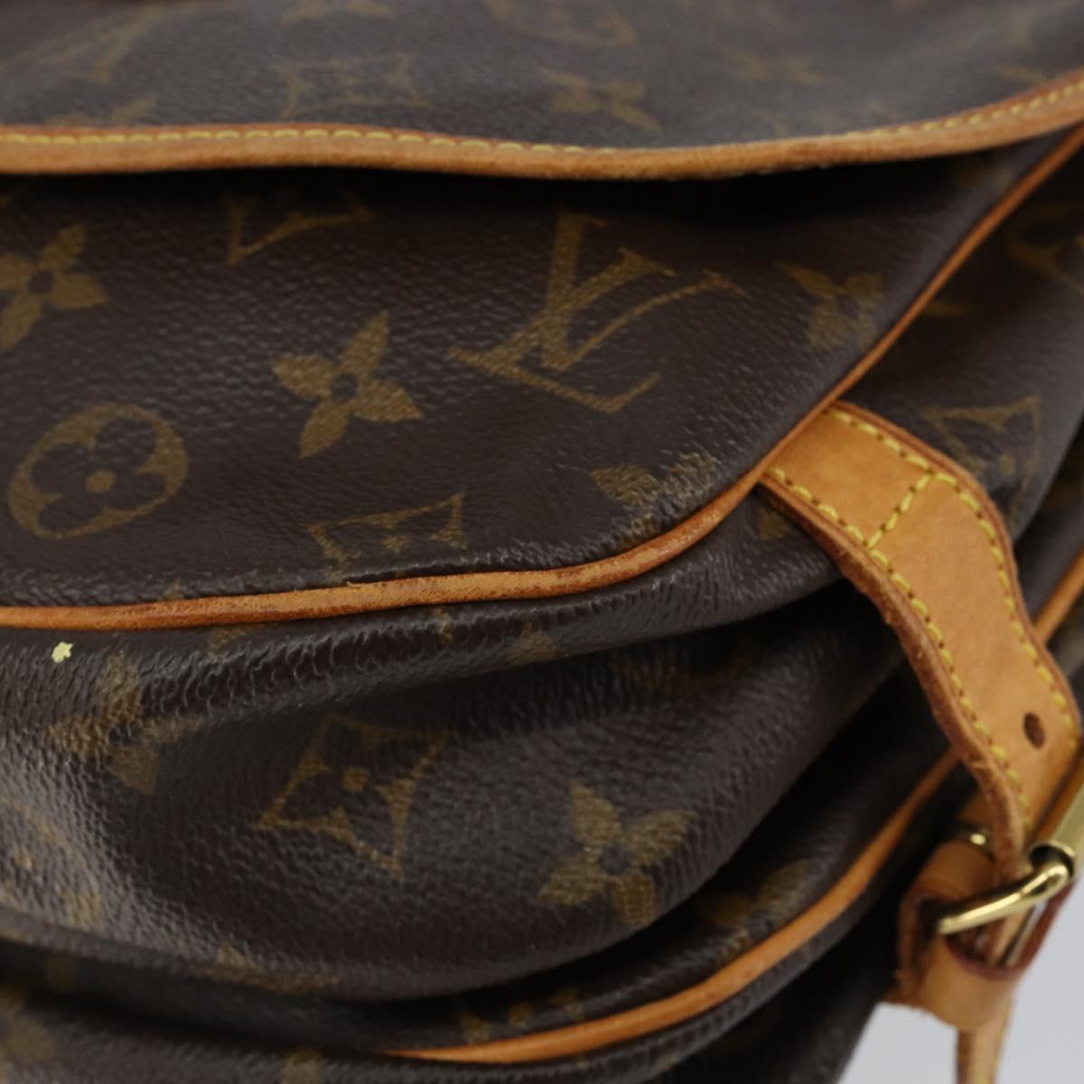 LOUIS VUITTON Monogram Saumur 30 Shoulder Bag M42256 LV Auth ka399