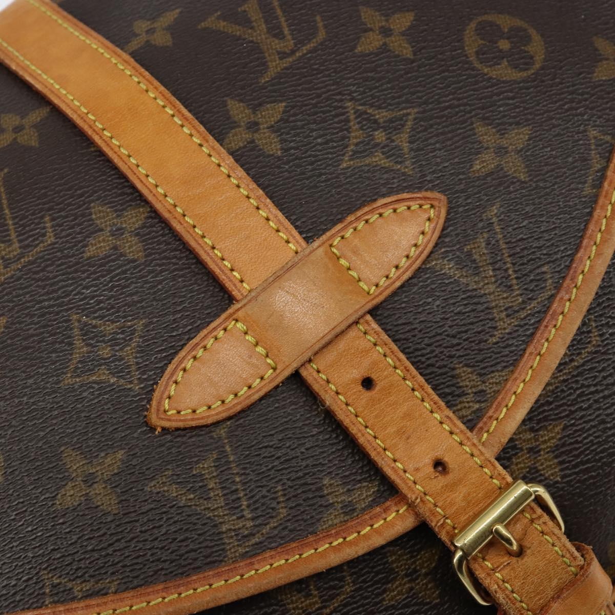 LOUIS VUITTON Monogram Saumur 30 Shoulder Bag M42256 LV Auth ka399