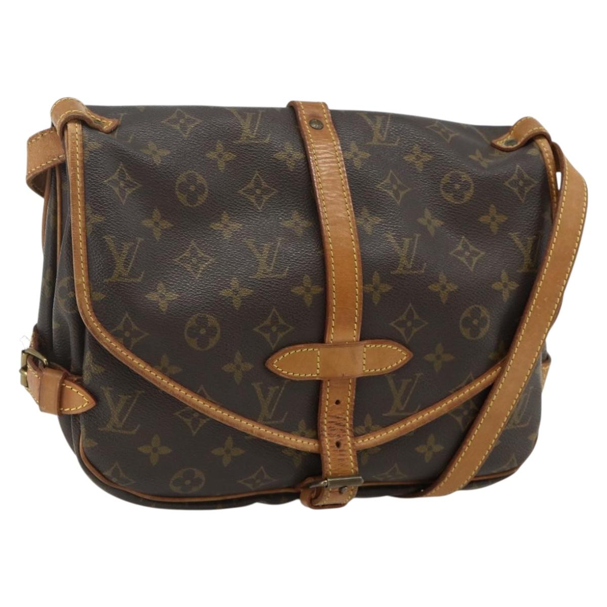 LOUIS VUITTON Monogram Saumur 30 Shoulder Bag M42256 LV Auth ka4242