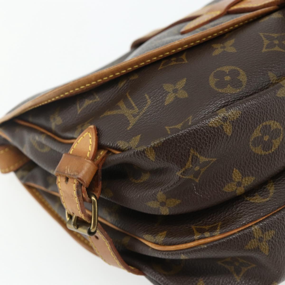 LOUIS VUITTON Monogram Saumur 30 Shoulder Bag M42256 LV Auth ka4242