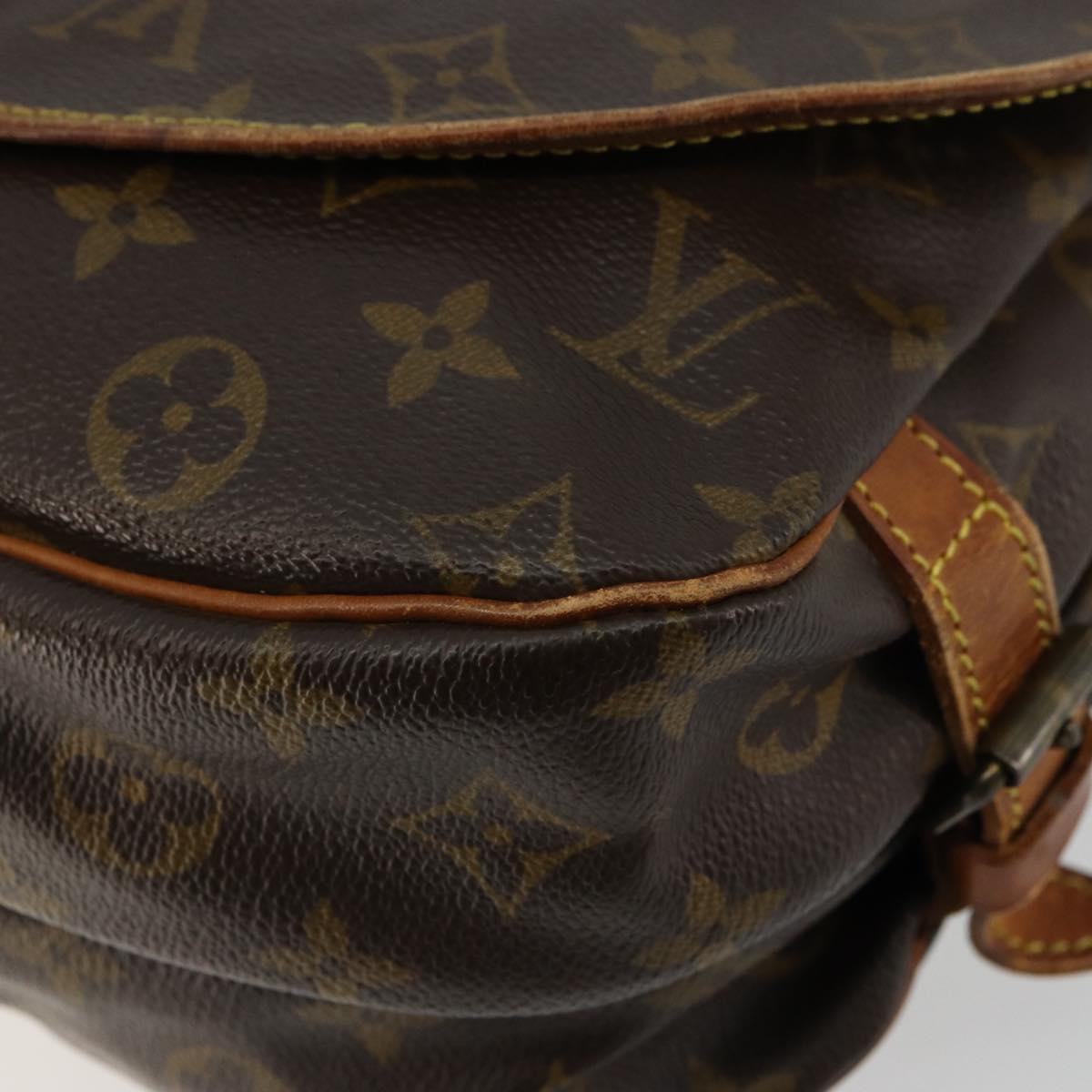 LOUIS VUITTON Monogram Saumur 30 Shoulder Bag M42256 LV Auth ka4312